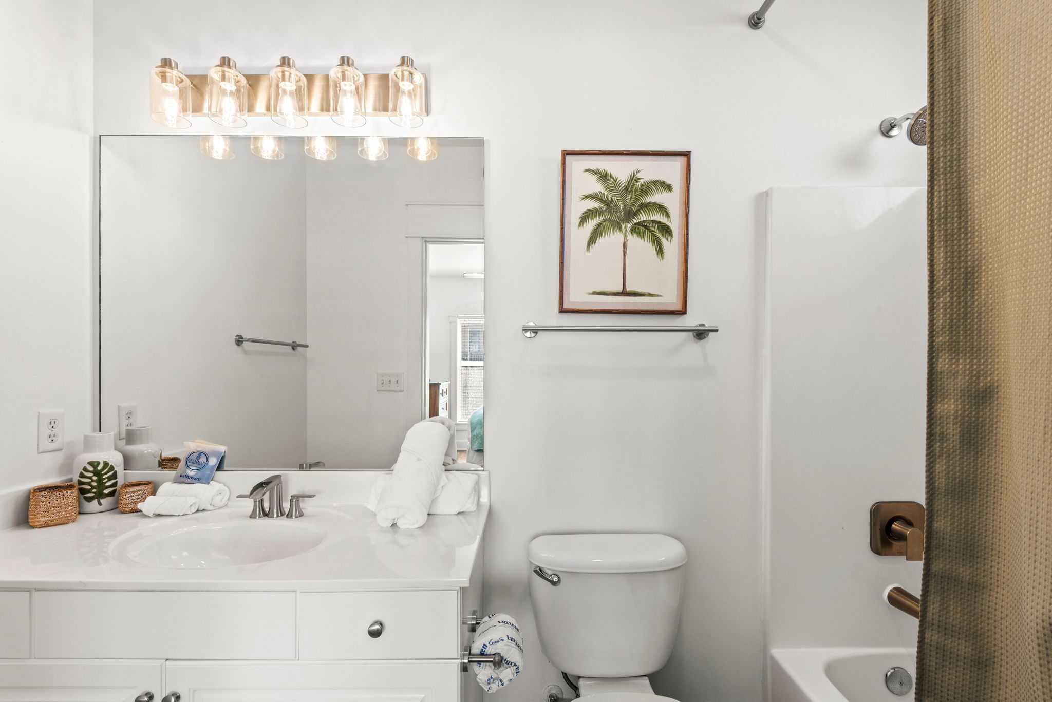 Chalet Monet - Private Bathroom
