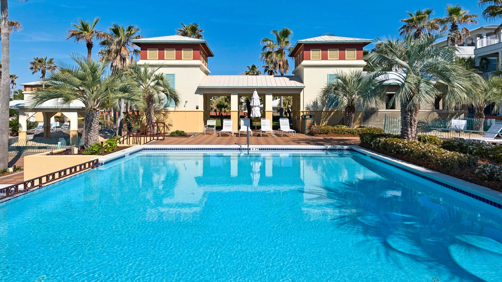 Seacrest Beach Grounds & Amenities