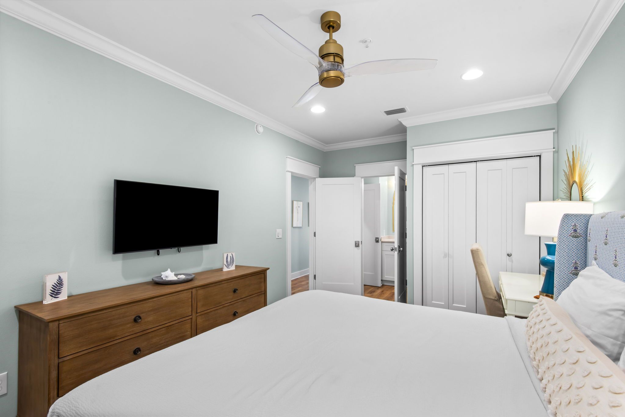 Seaview Villas B401 - Harp's Hideaway
