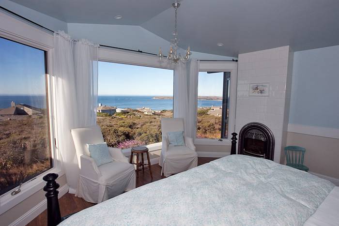Master Bedroom - King Bed