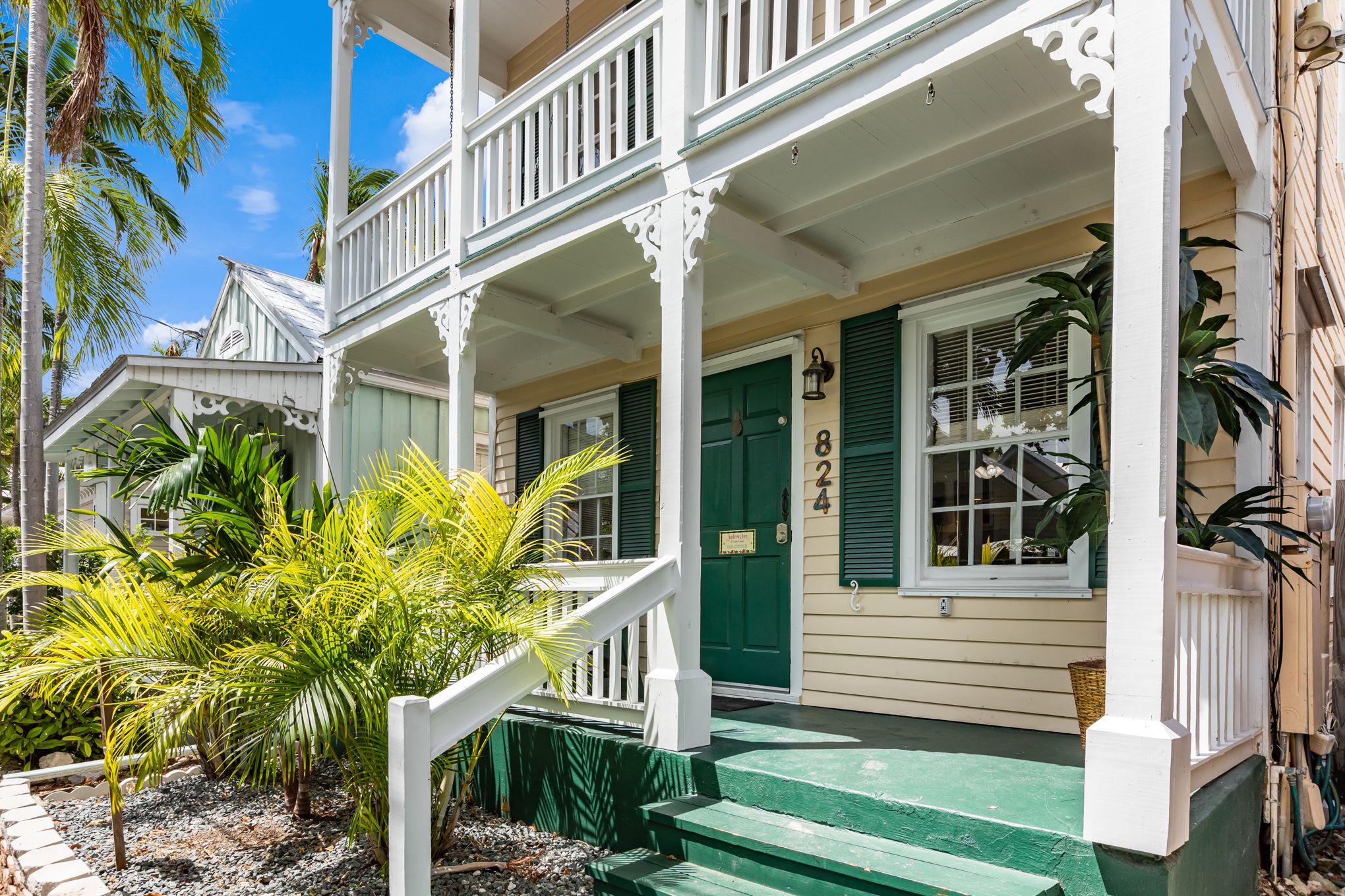 SAILOR HOUSE Steps to Duval! Best of Key West Rentals