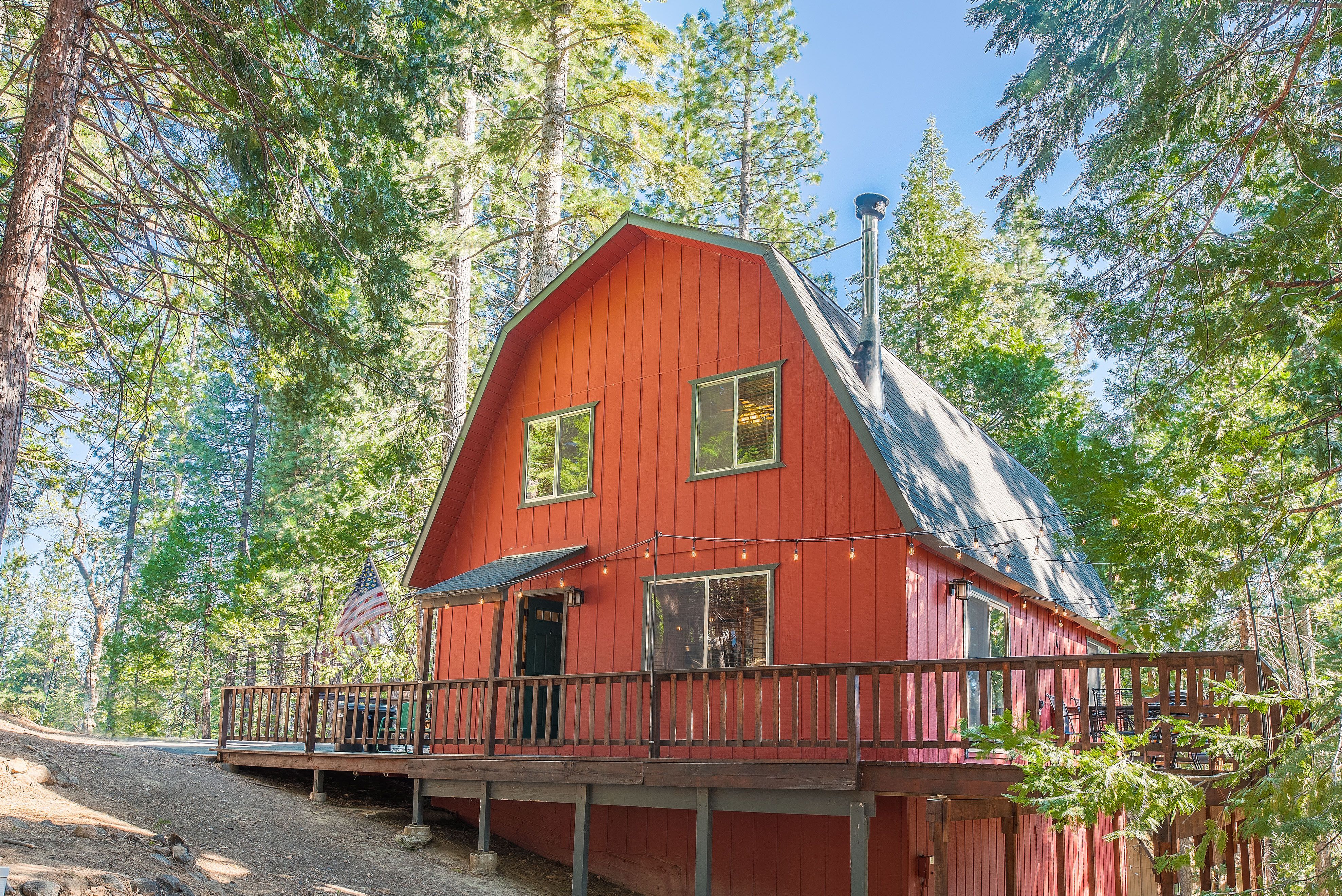 Bigfoot Retreat | Sierra Vacation Rentals