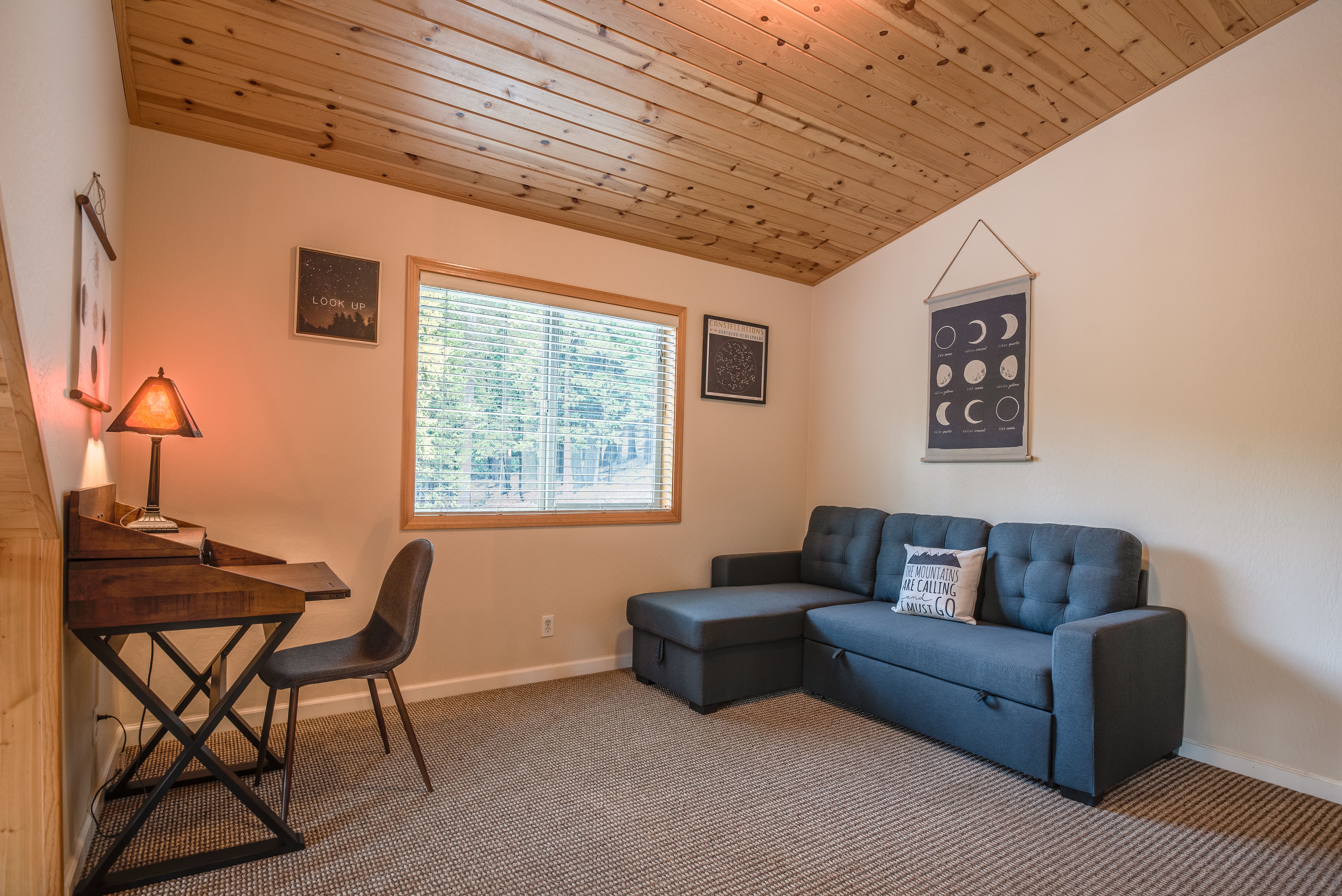 Tree Top Chalet Luxury Lodge in Camp Connell w/ AC Sierra Vacation