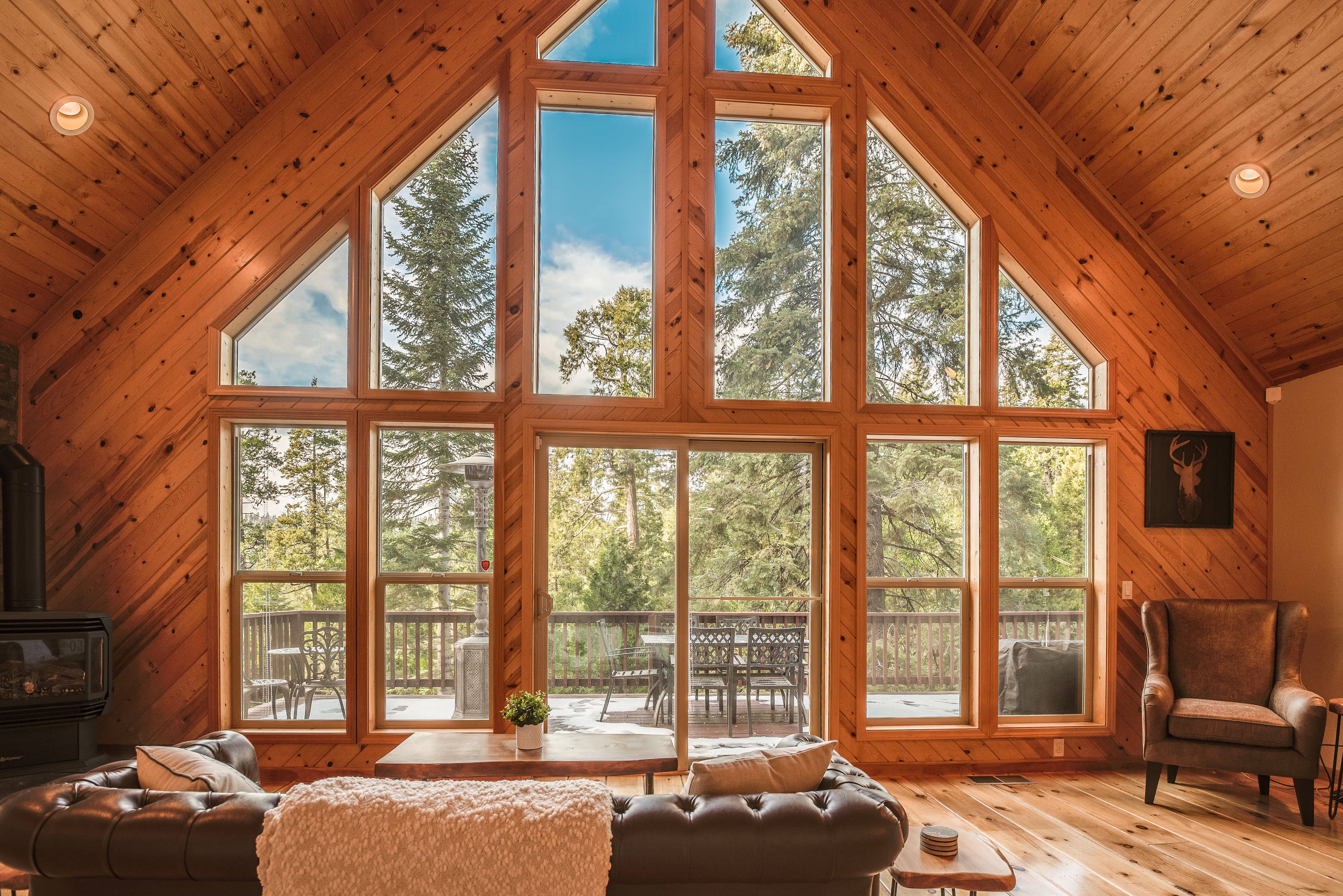 Tree Top Chalet Luxury Lodge in Camp Connell w/ AC Sierra Vacation