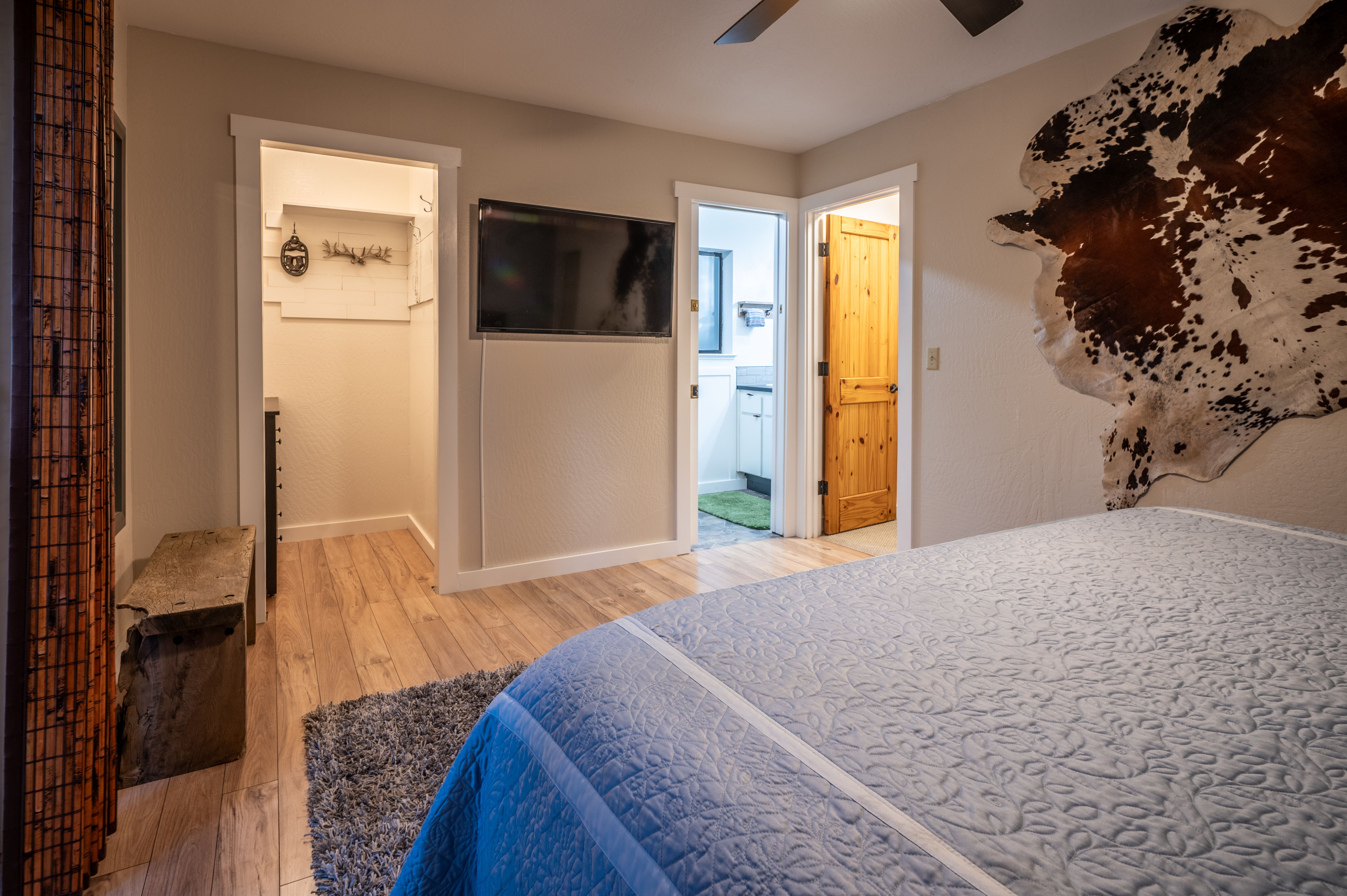 Astro's Dogwood Cabin New! Central Heat & A/C Pet friendly