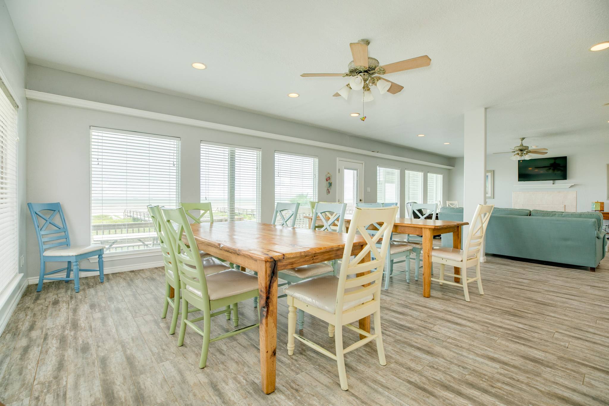 playa-del-oro-u-10260-bluewater-resort-rentals-and-sales