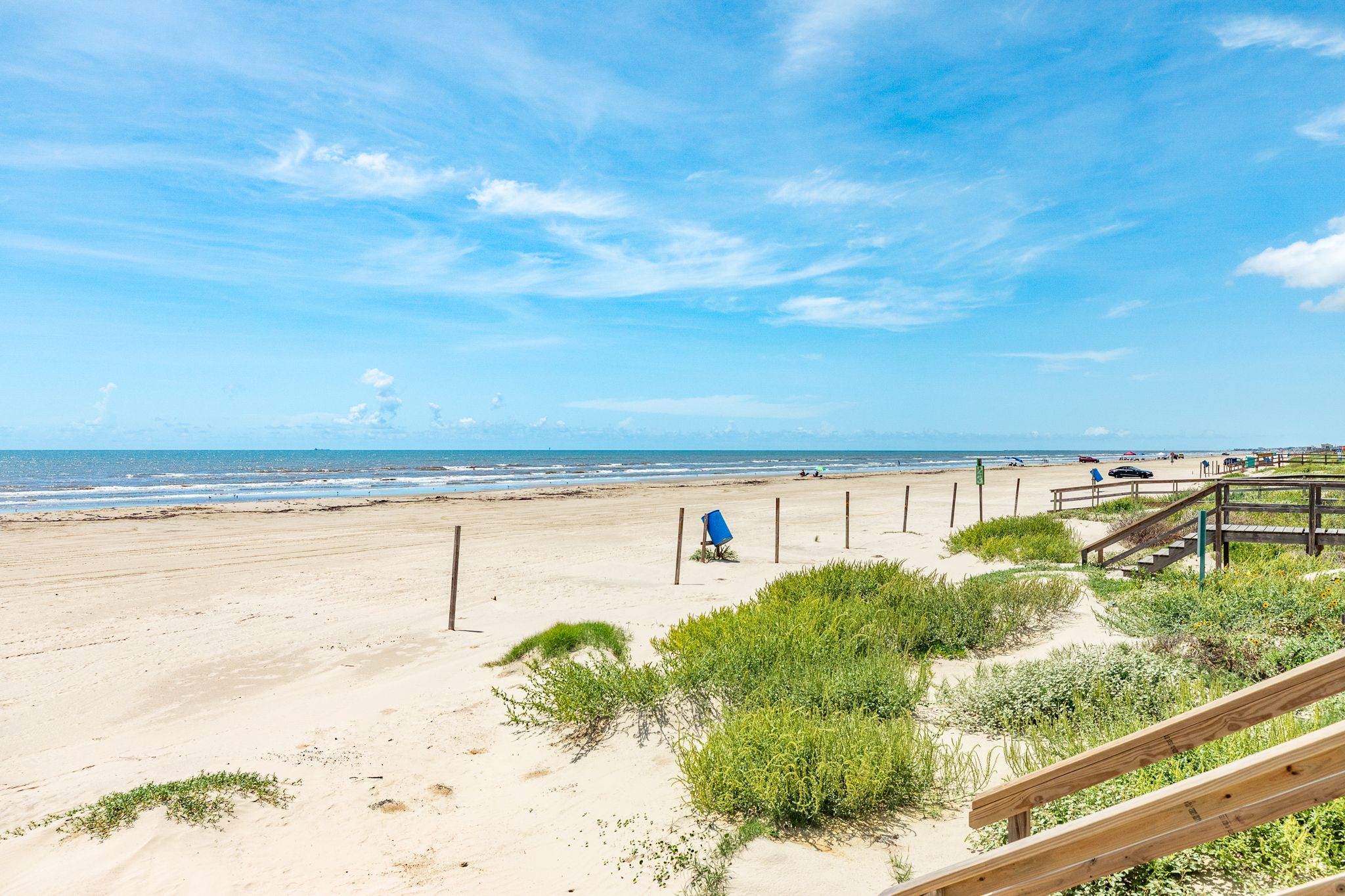 Playa del Oro (U10260) Bluewater Resort Rentals and Sales