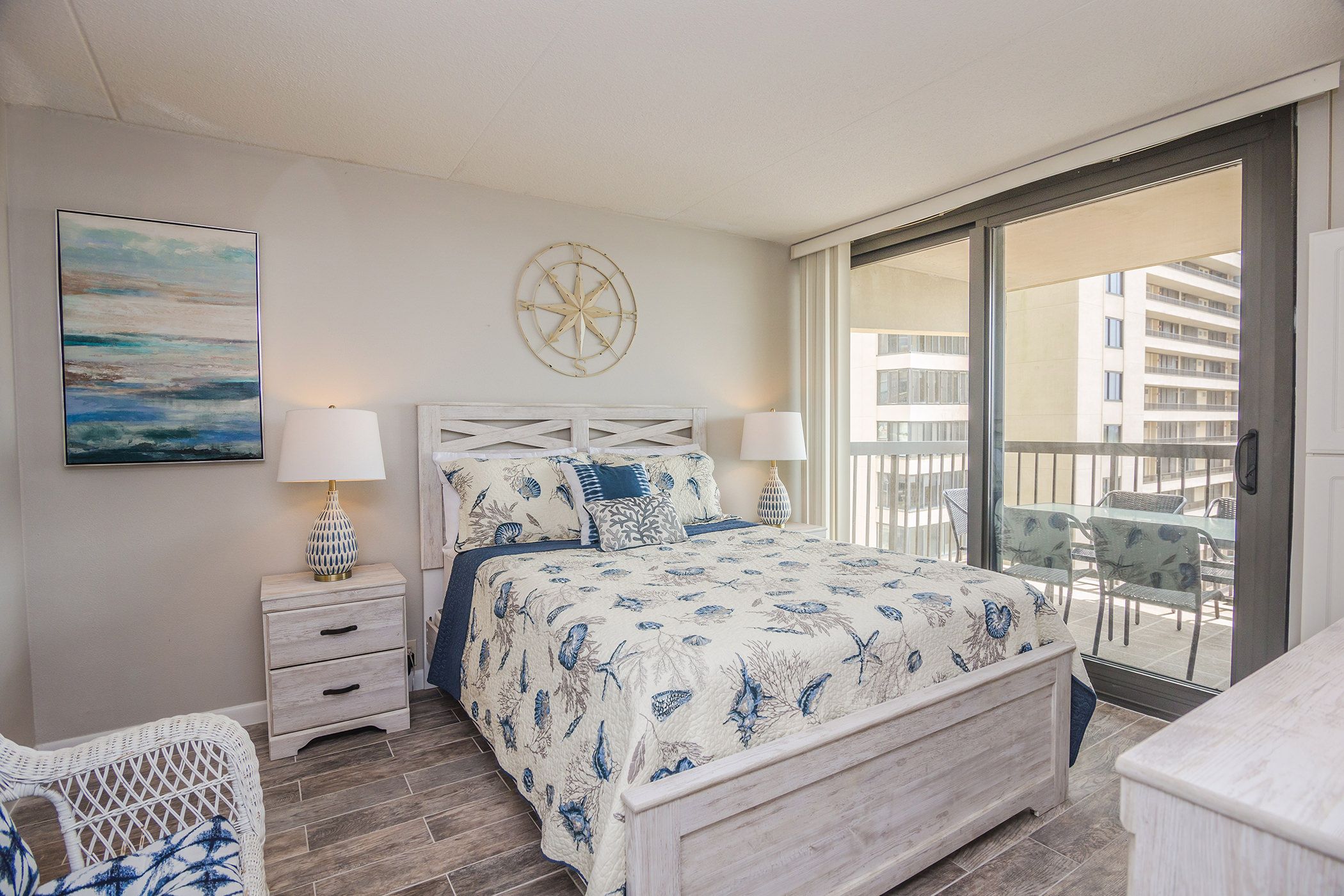 Sea Watch 0918 | Century 21 New Horizon