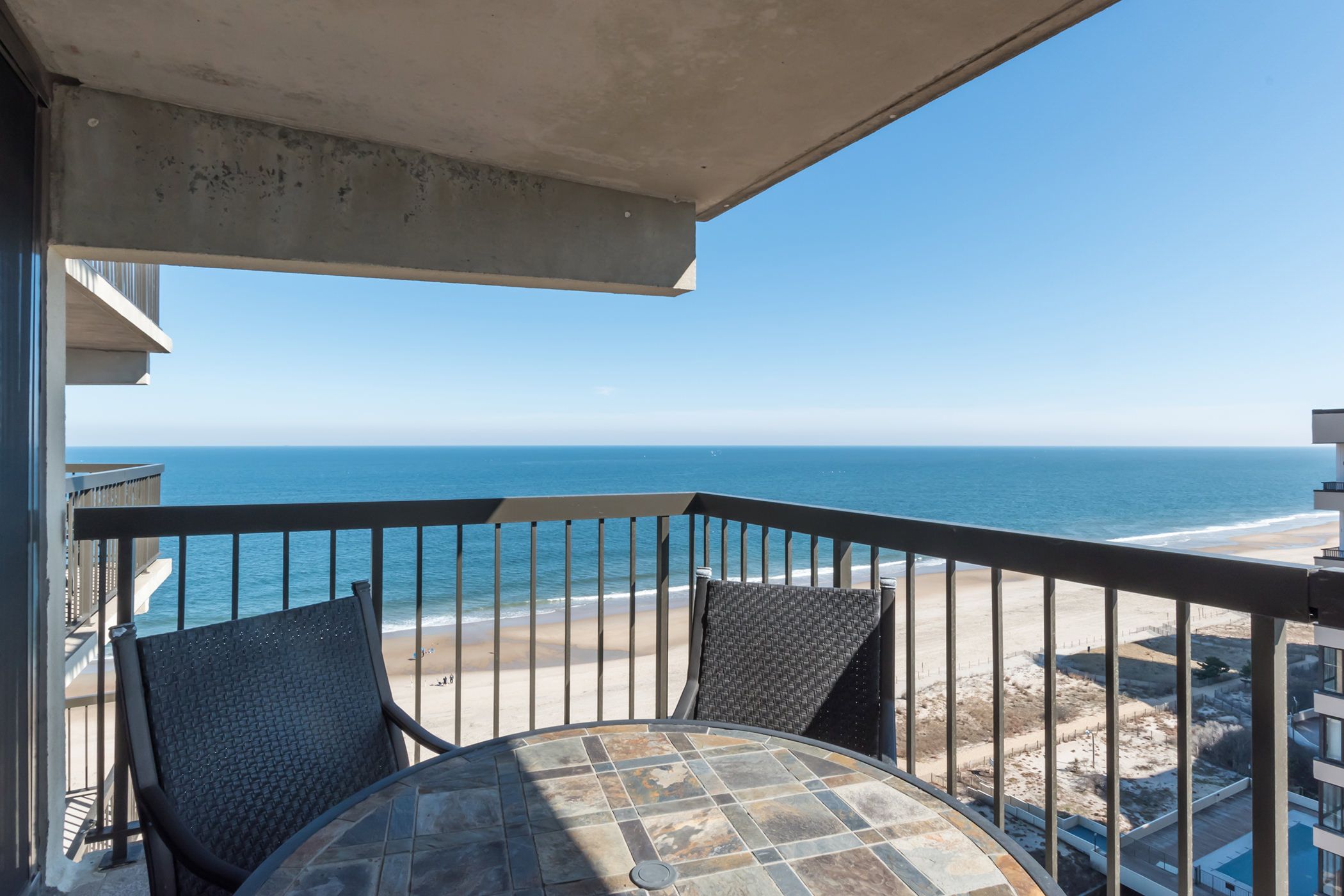 Sea Watch 1414 | Century 21 New Horizon