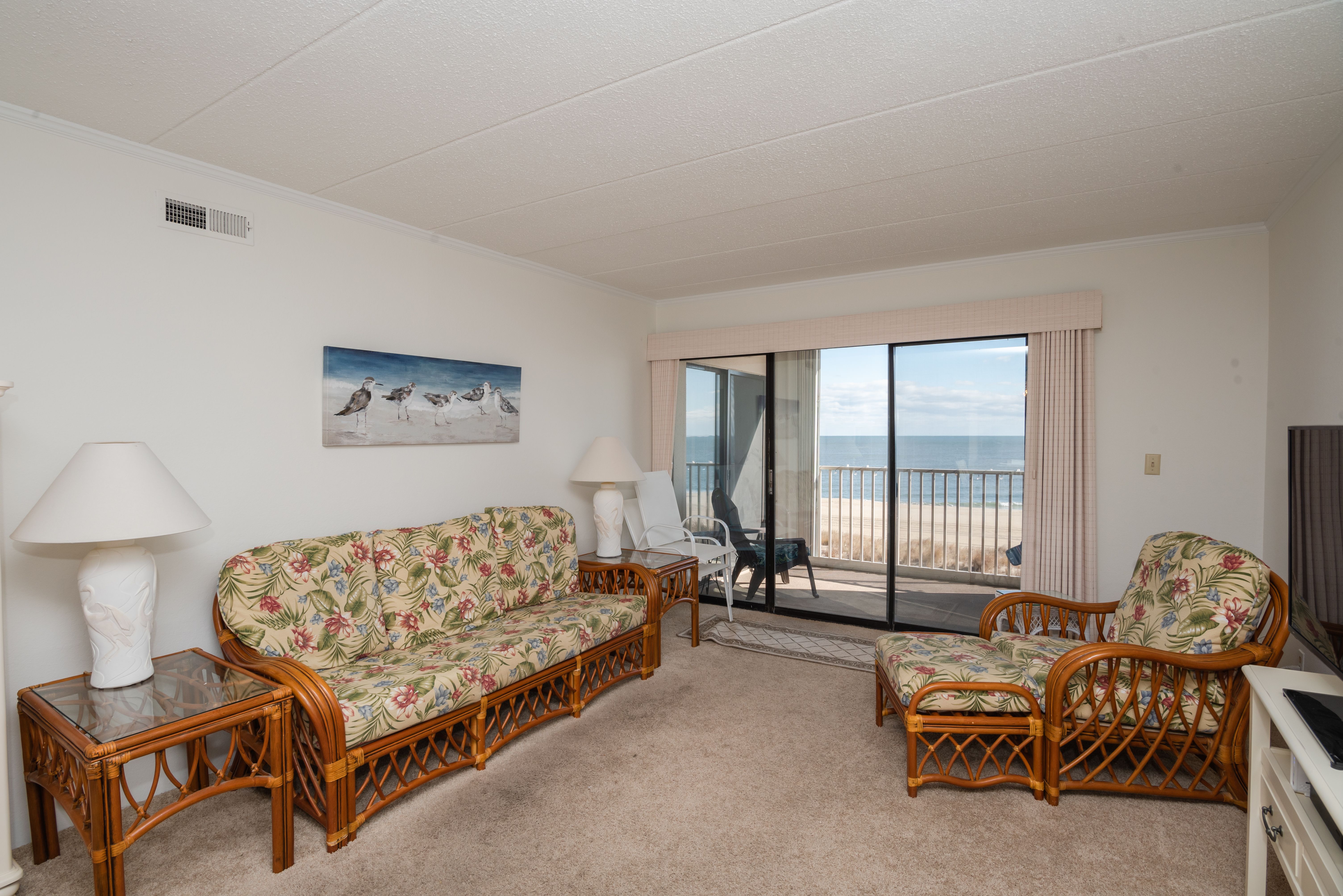 Even Keel 402 | Century 21 New Horizon