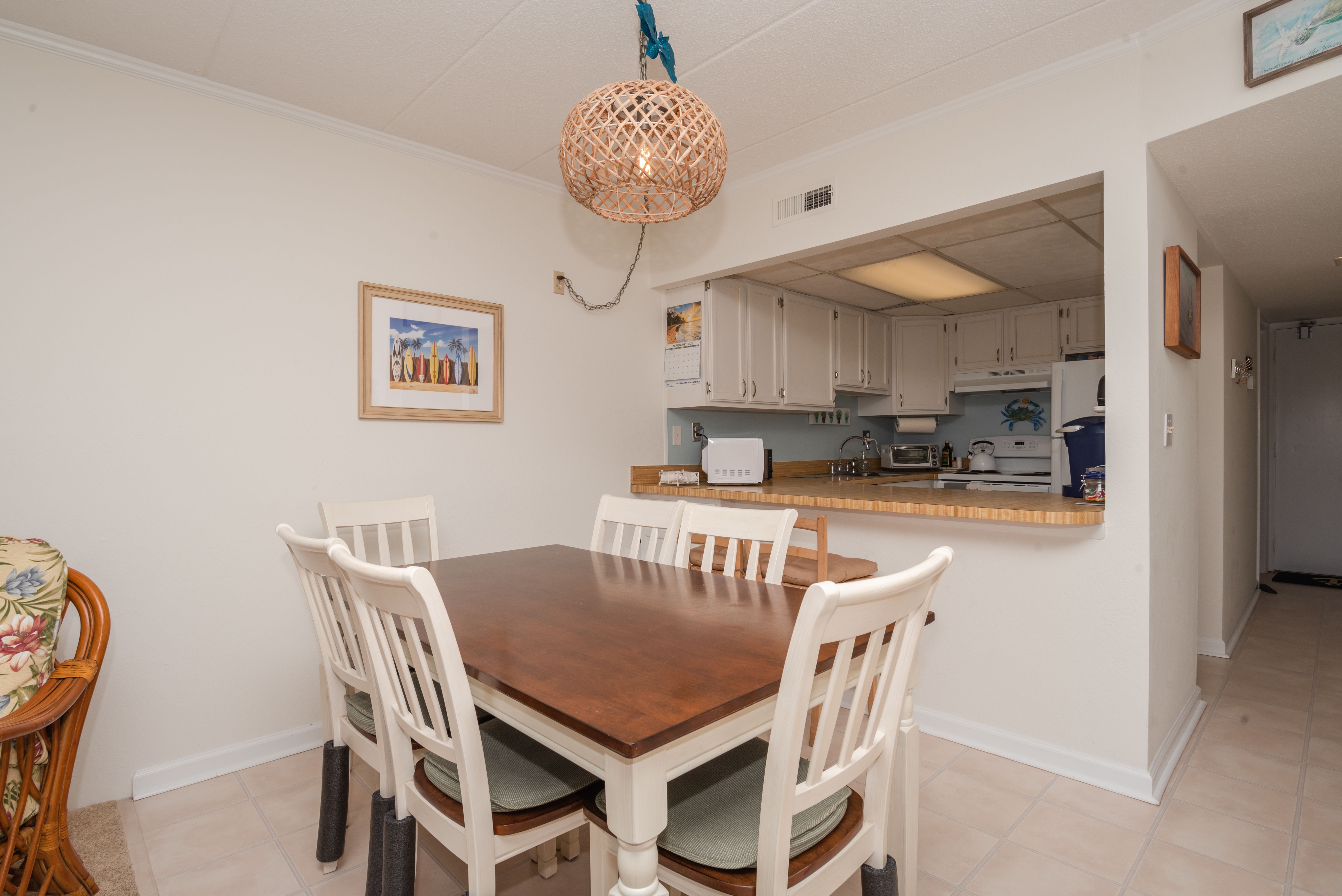 Even Keel 402 | Century 21 New Horizon