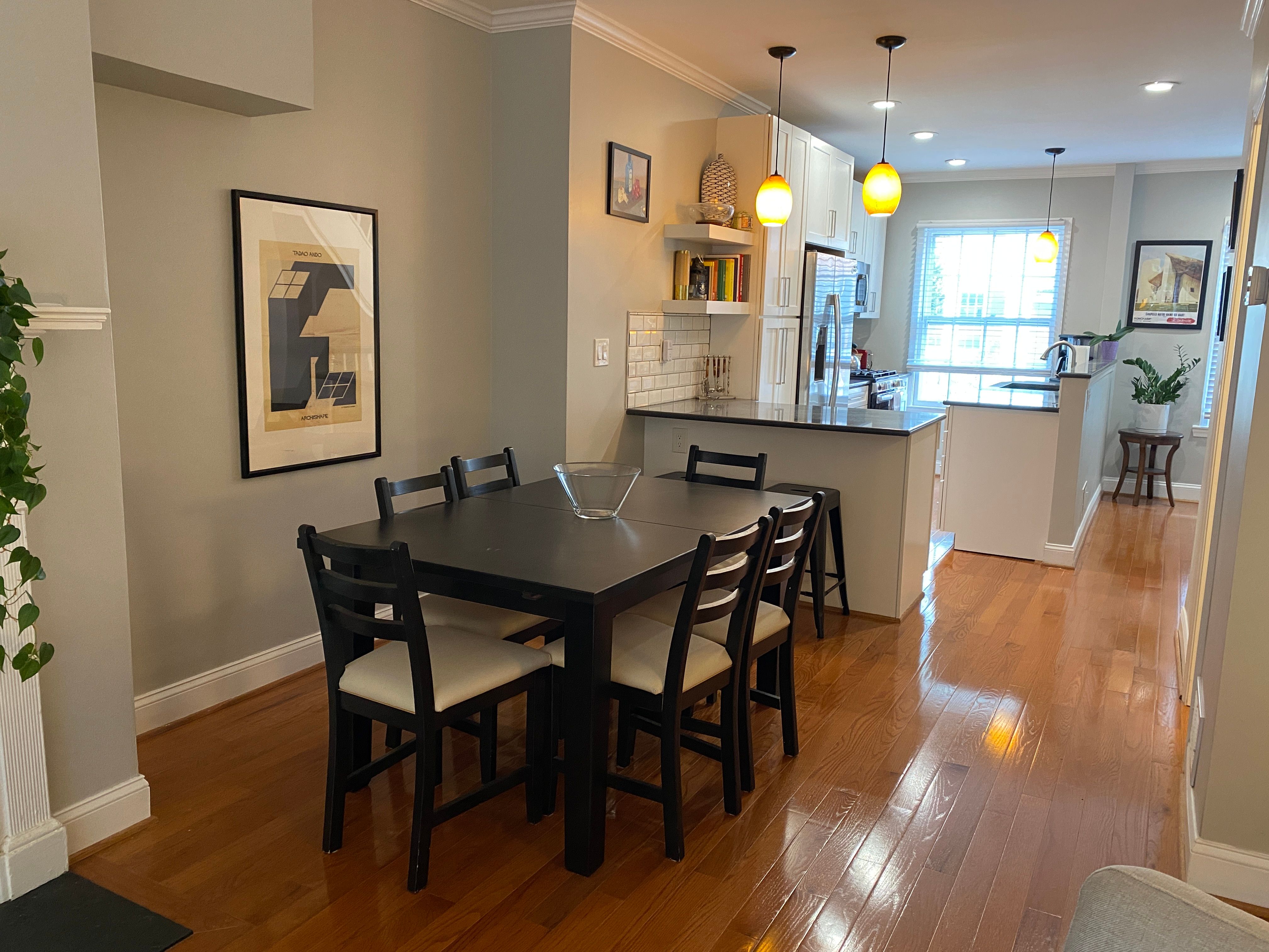 Awesome Townhome 3BR 3.5BA LUXbnb