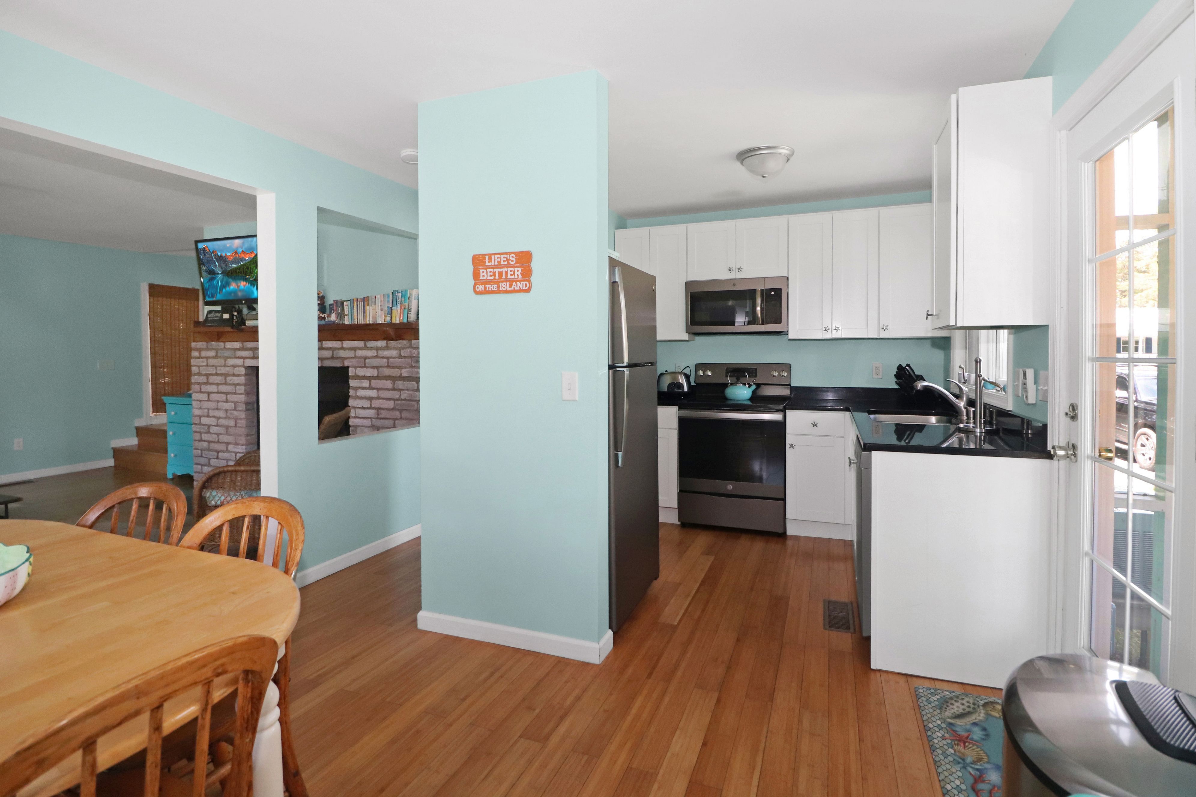 High Tide Chincoteague Resort