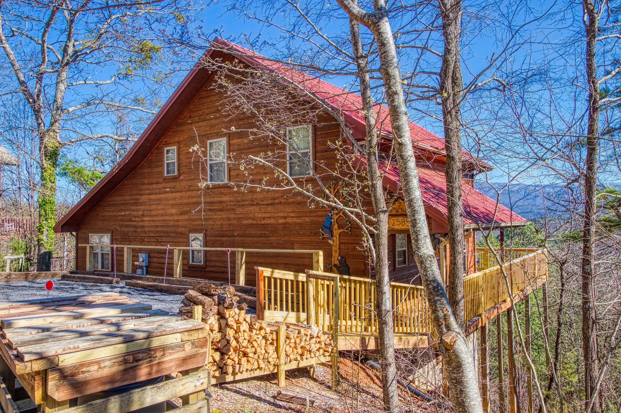 Run to the Hills | RE/MAX Cove Mountain Realty & Cabins