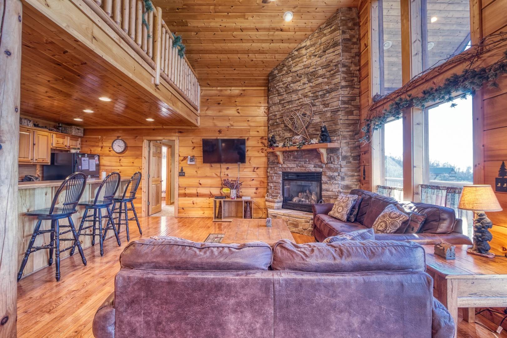 Sunset Magic RE/MAX Cove Mountain Realty & Cabins