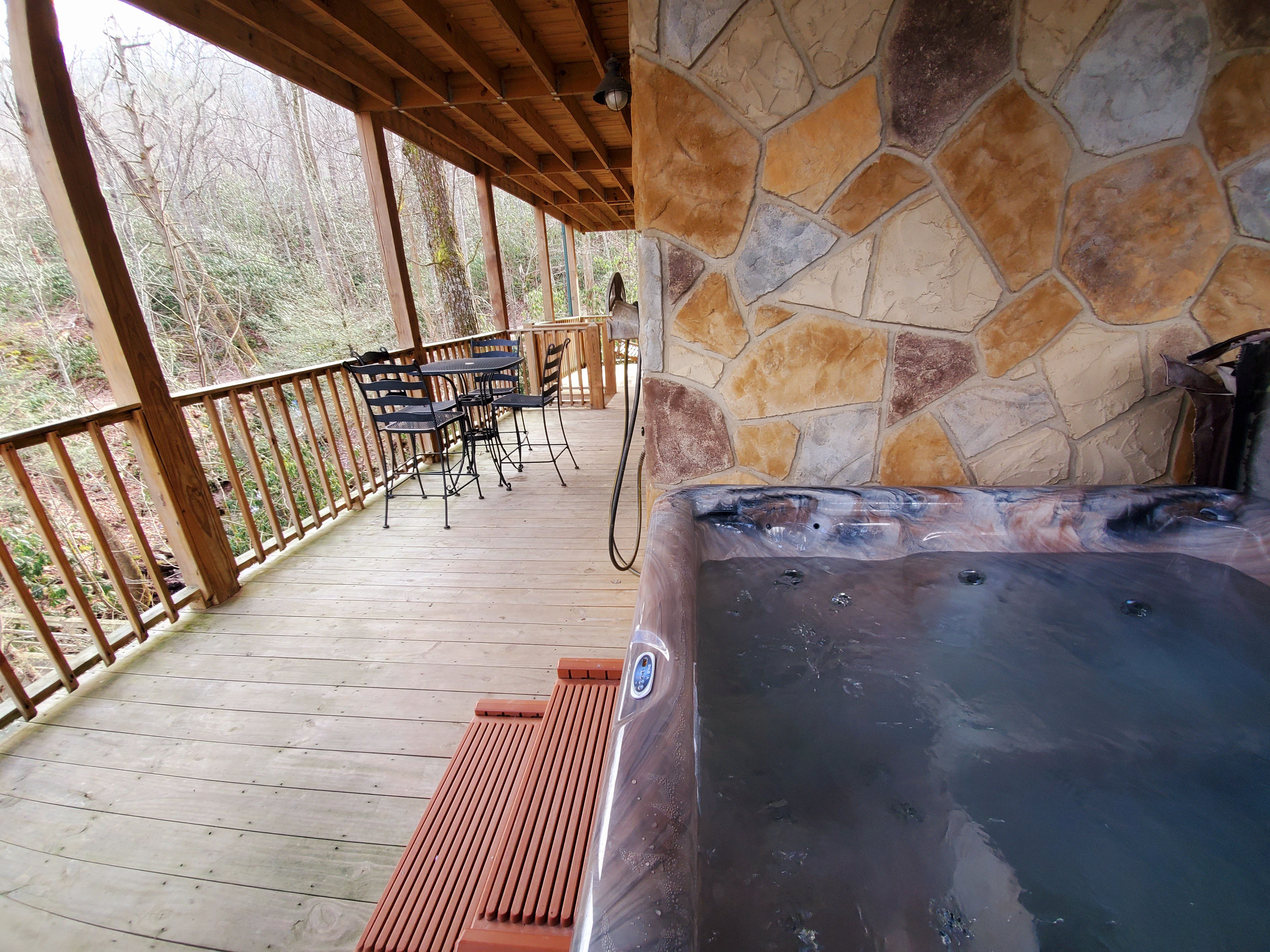 Serenity Creek | RE/MAX Cove Mountain Realty & Cabins