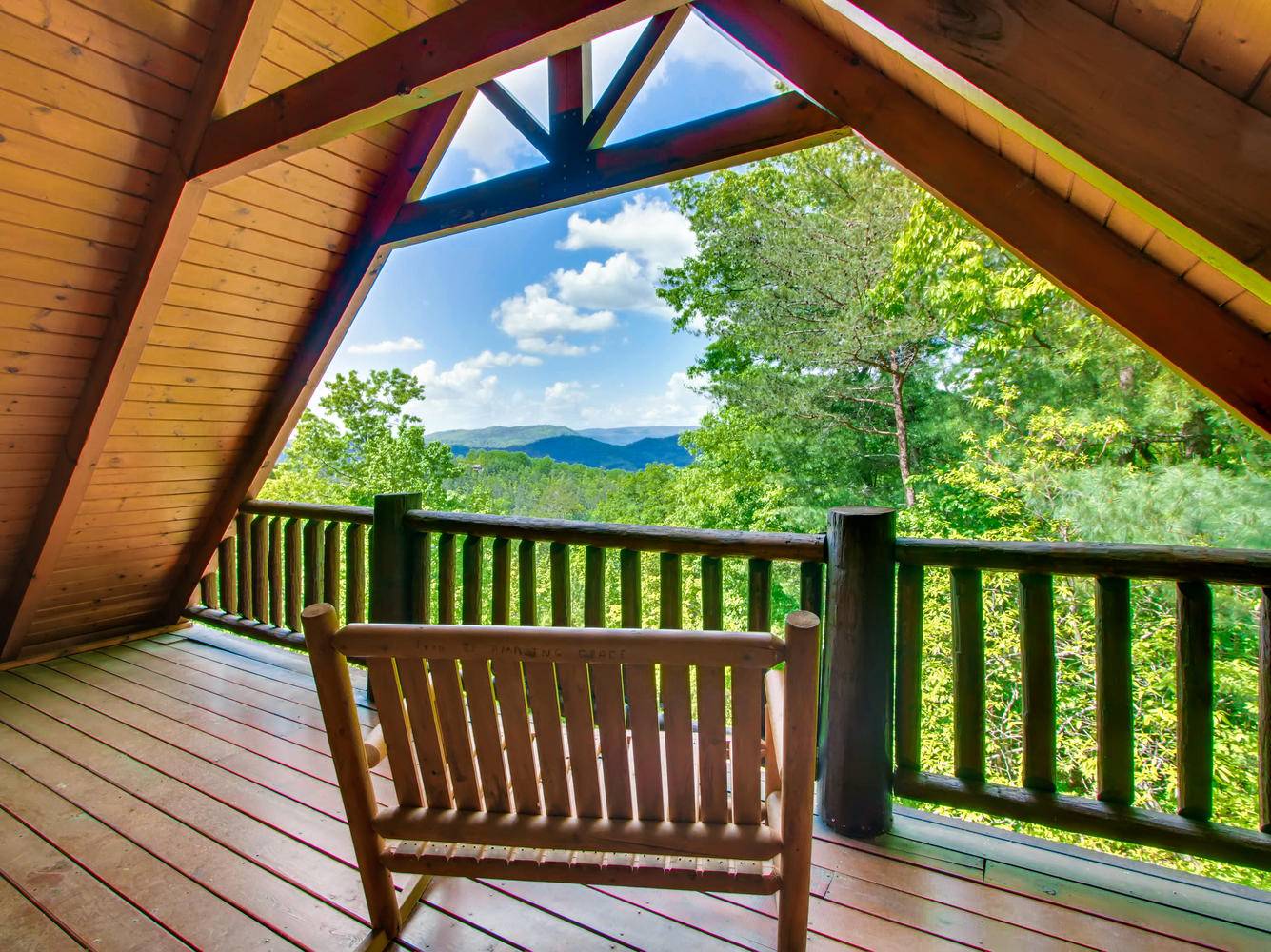 Amazing Grace RE/MAX Cove Mountain Realty & Cabins