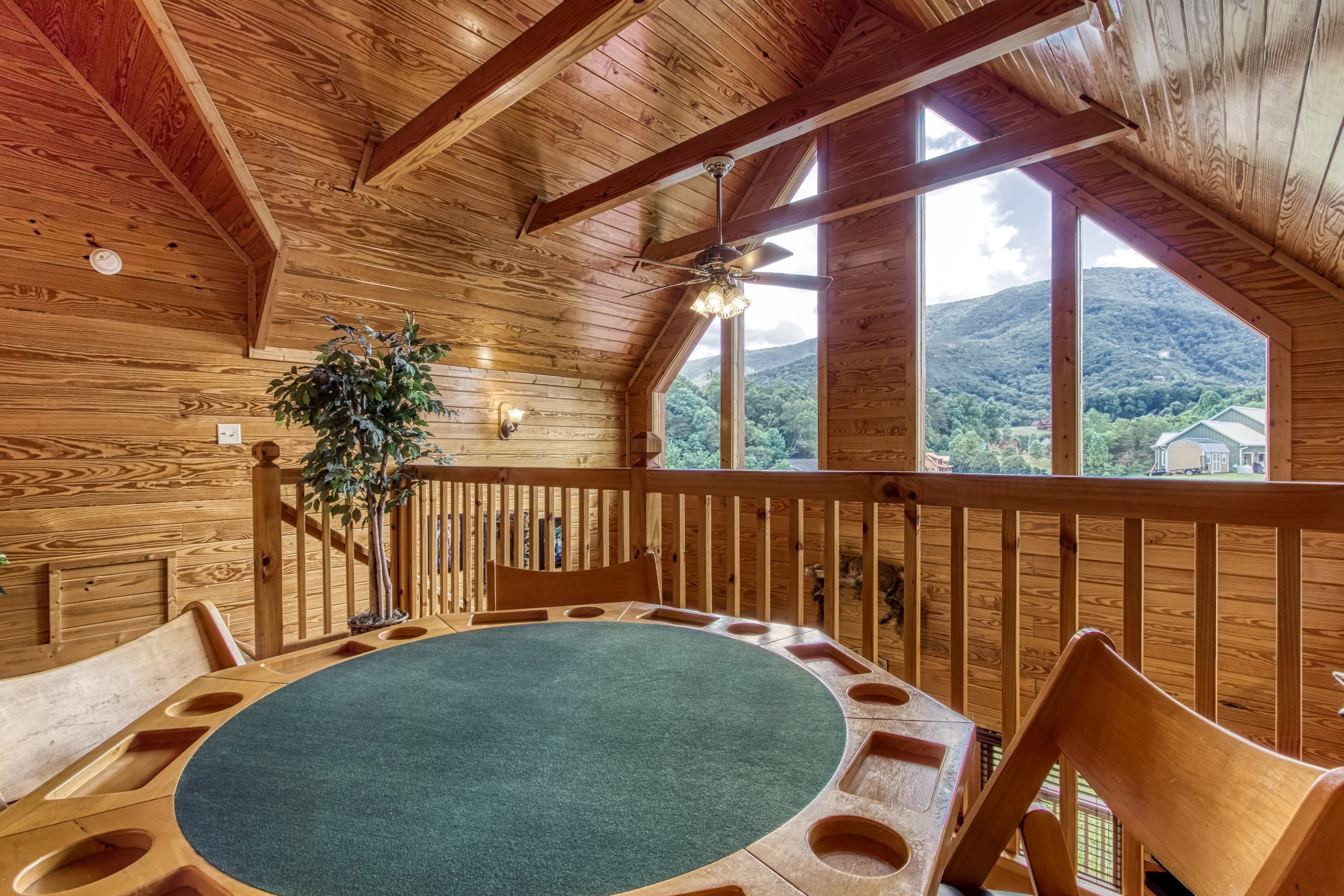 Mountain Breeze RE/MAX Cove Mountain Realty & Cabins