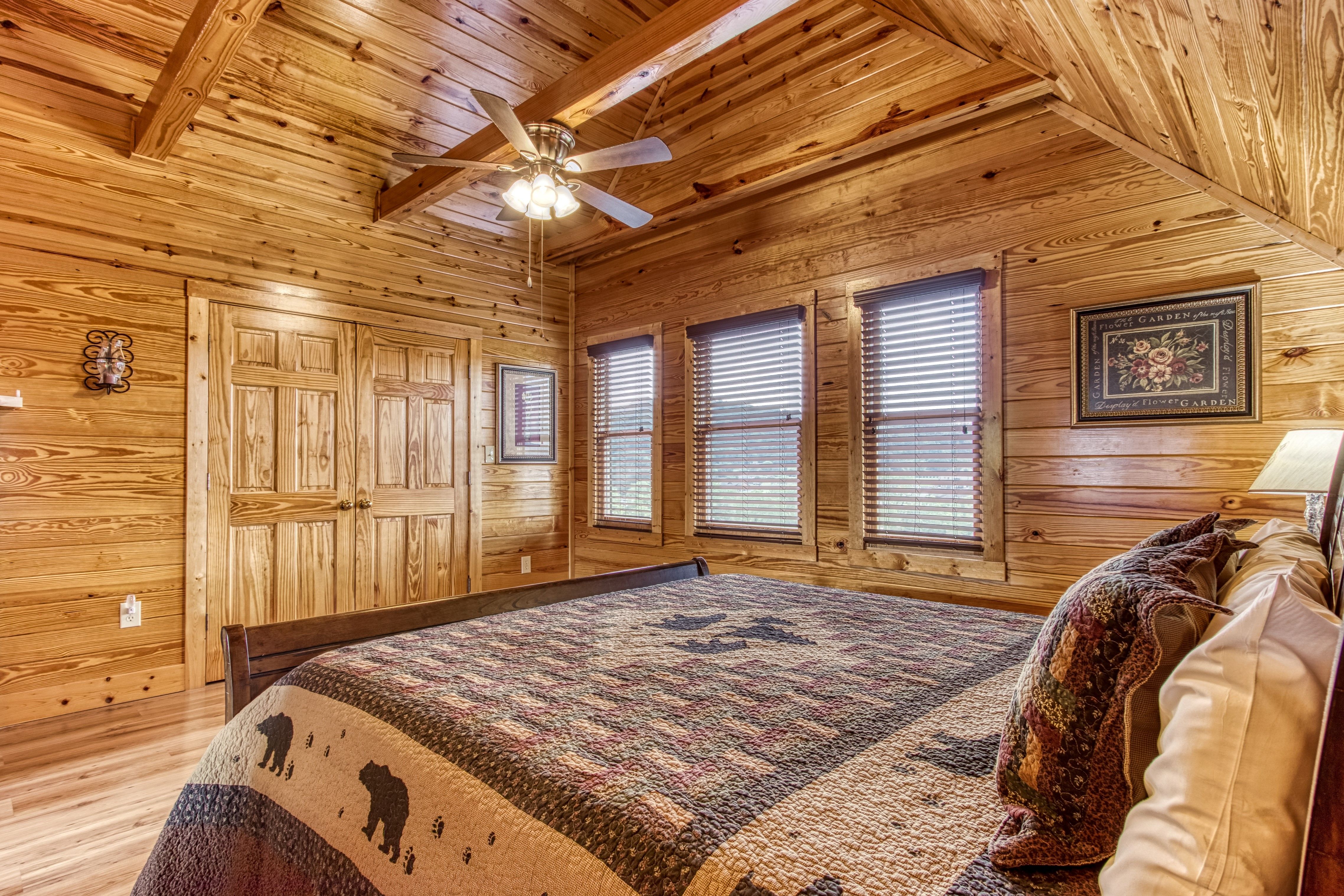 Mountain Breeze RE/MAX Cove Mountain Realty & Cabins