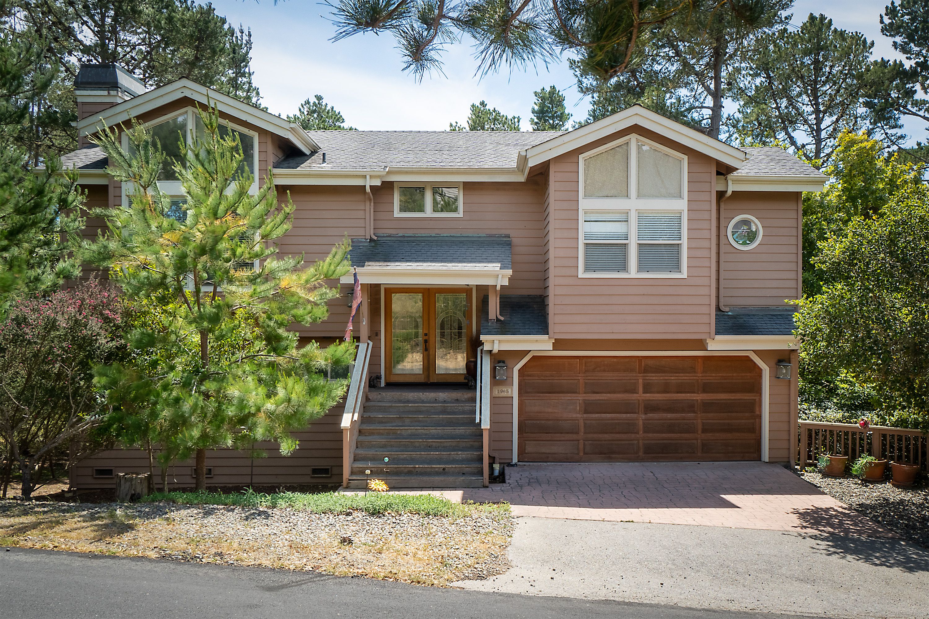 1965 Benson Cambria Vacation Rentals