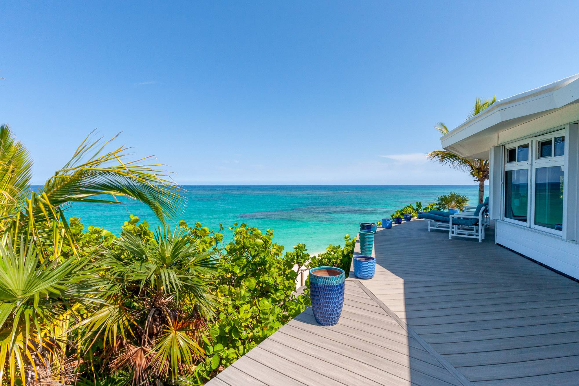 A final ocean view to serve as an invitation to come and enjoy the Wynne Rae and see for yourself.