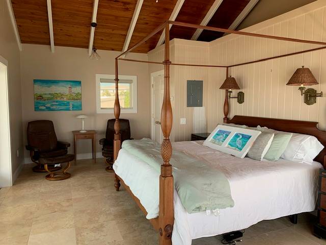 Bedroom (Upstairs - Second Level)