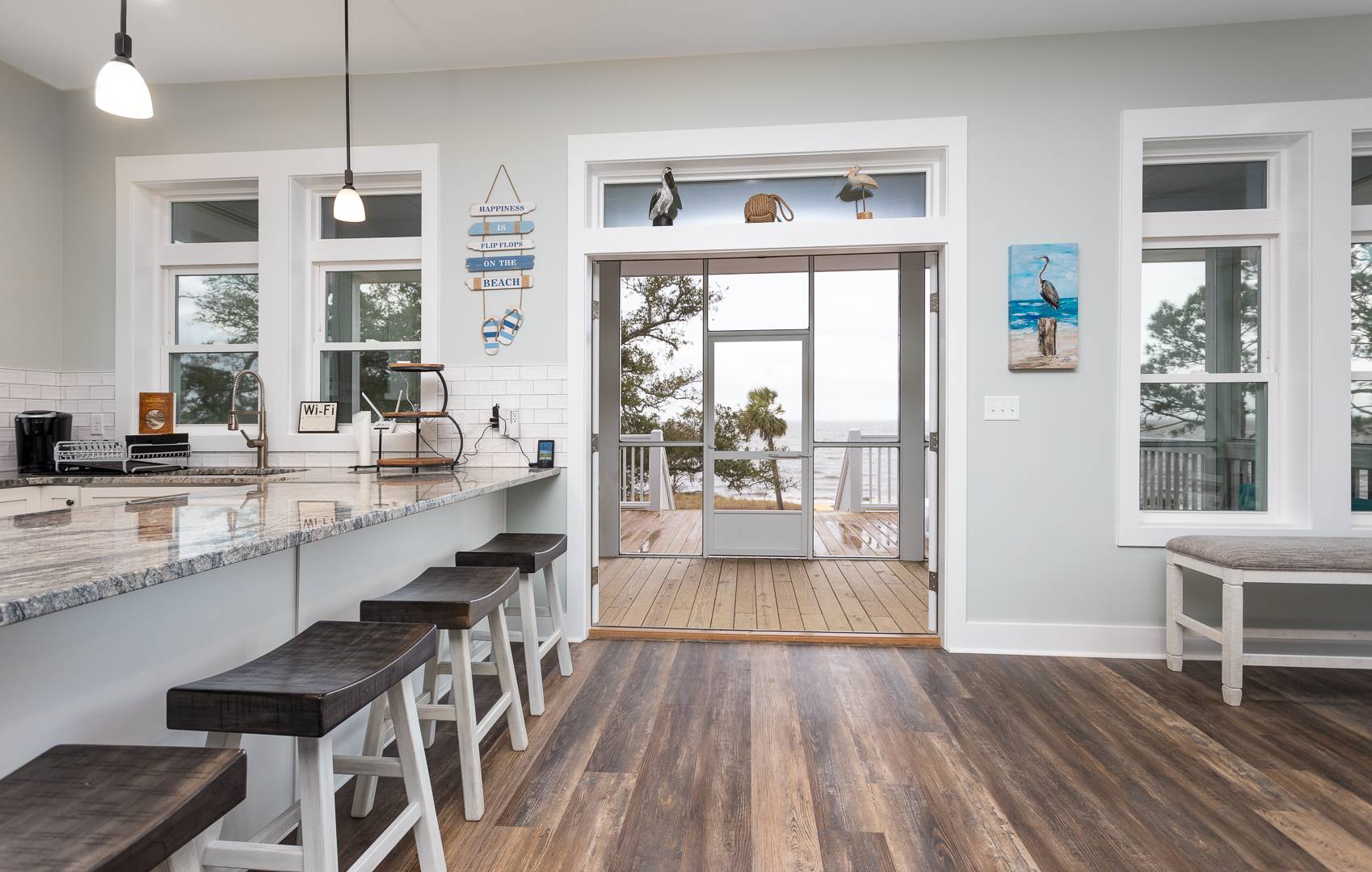 Eat-in breakfast bar and kitchen with Bay views