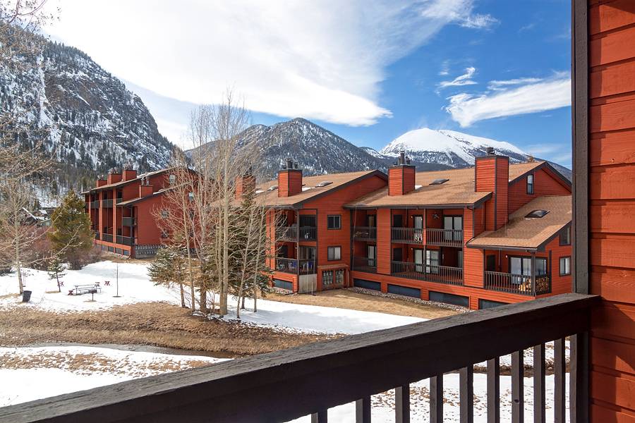 Mountainside 271C Condo Cool Location, Updates! Summit Mountain Rentals