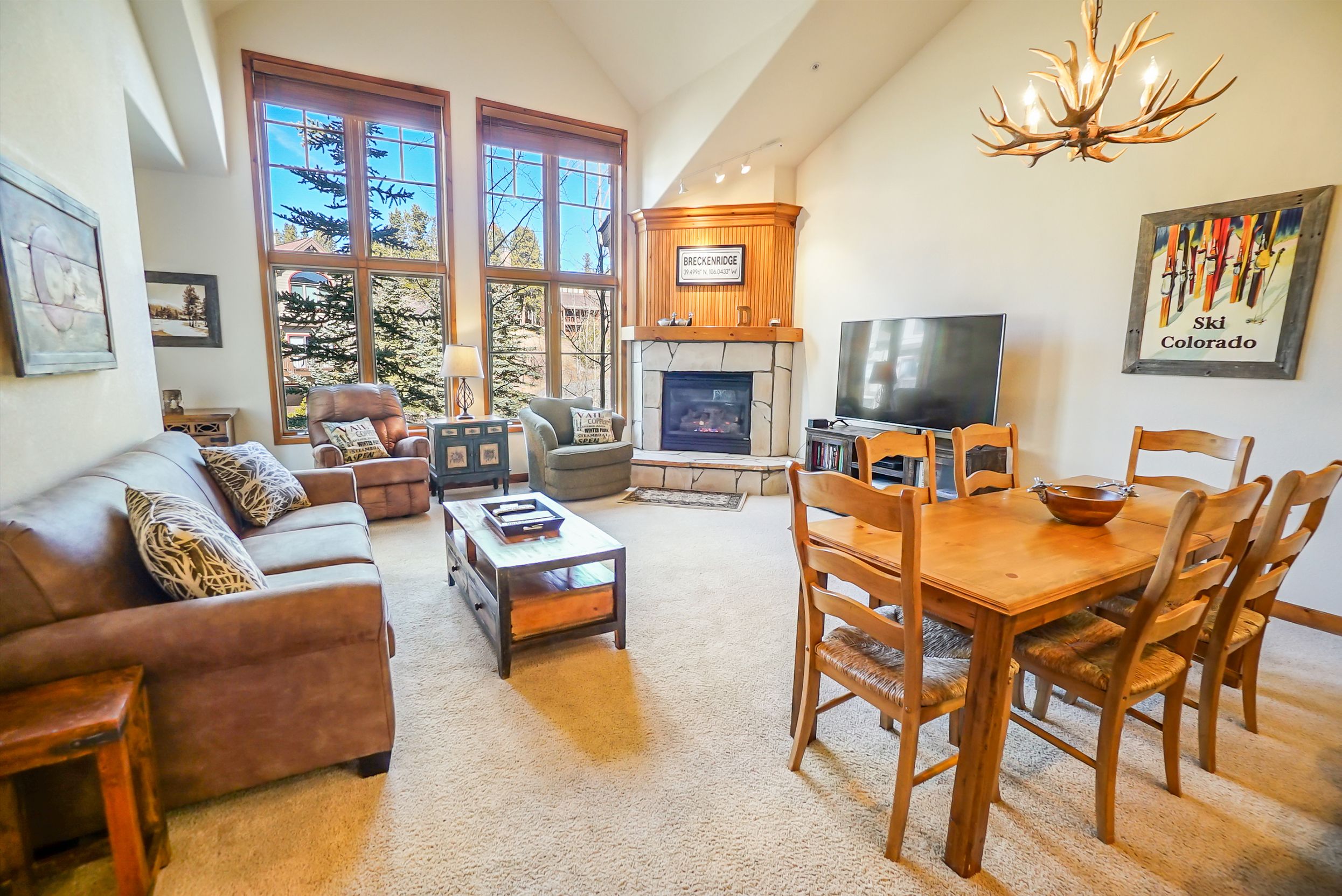 Riverbend Sawmill Run Condo Ski In/Out Retreat Summit Mountain Rentals