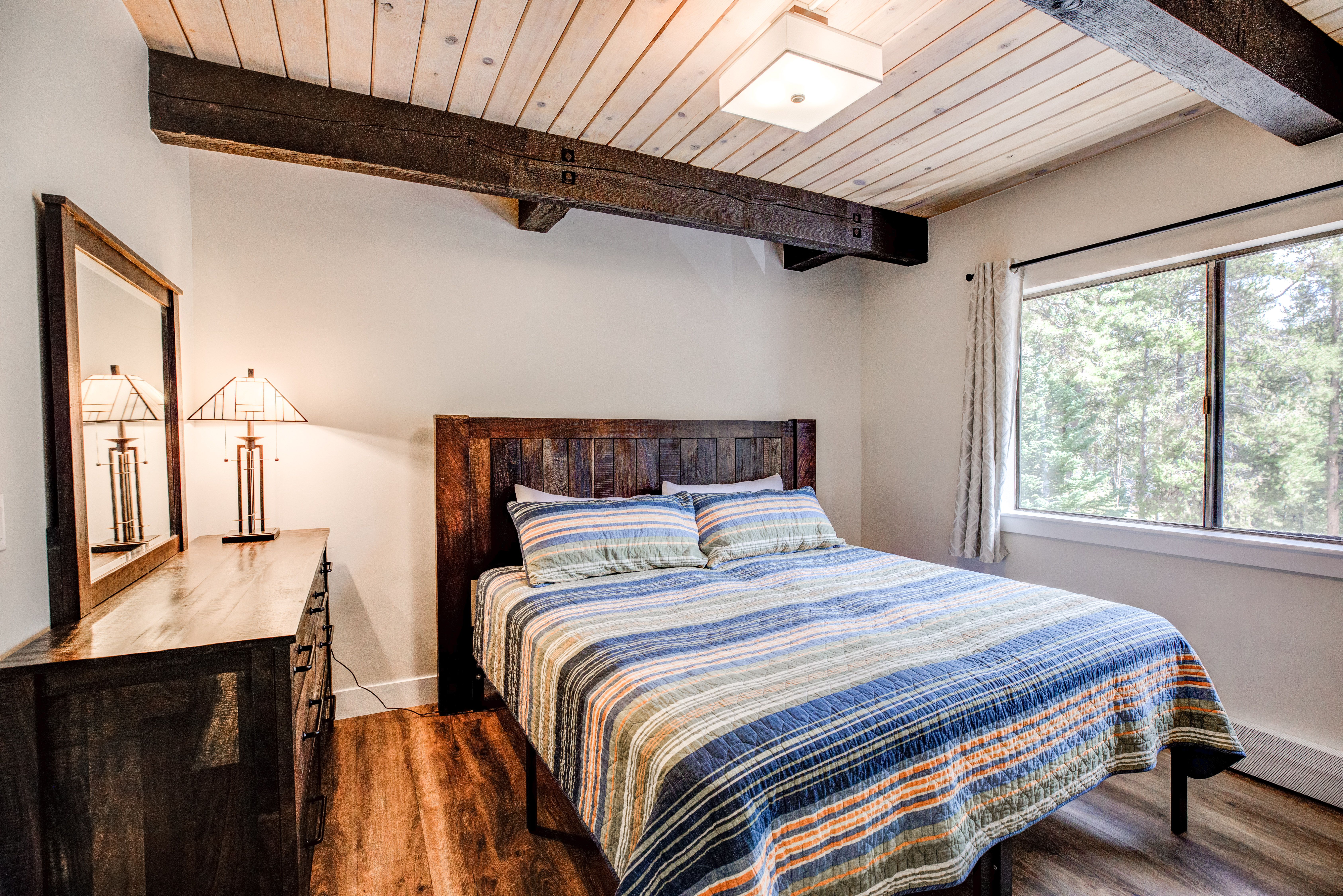 Tamarisk Telemark Condo Great Location, Remodeled Summit Mountain