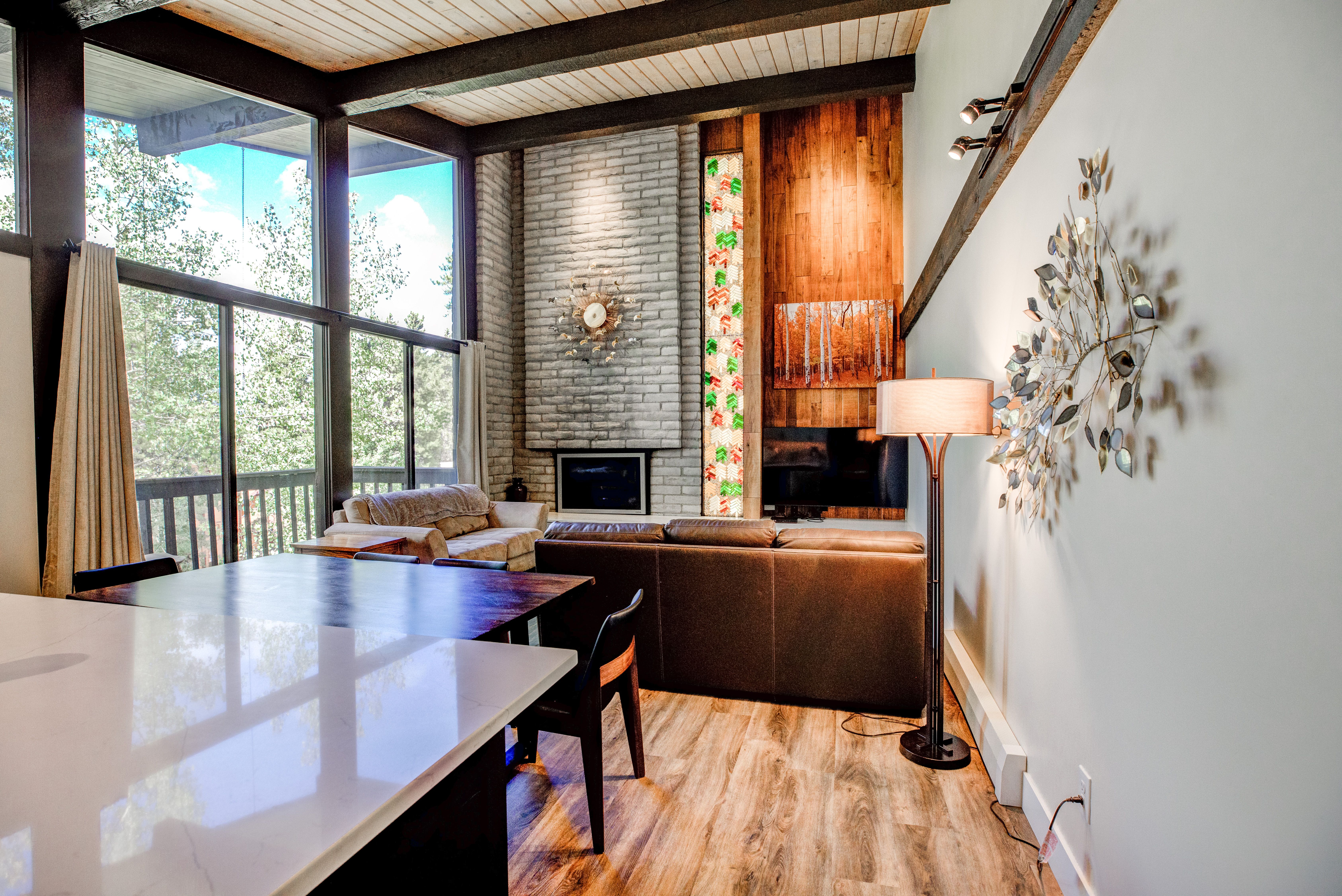 Tamarisk Telemark Condo Great Location, Remodeled Summit Mountain