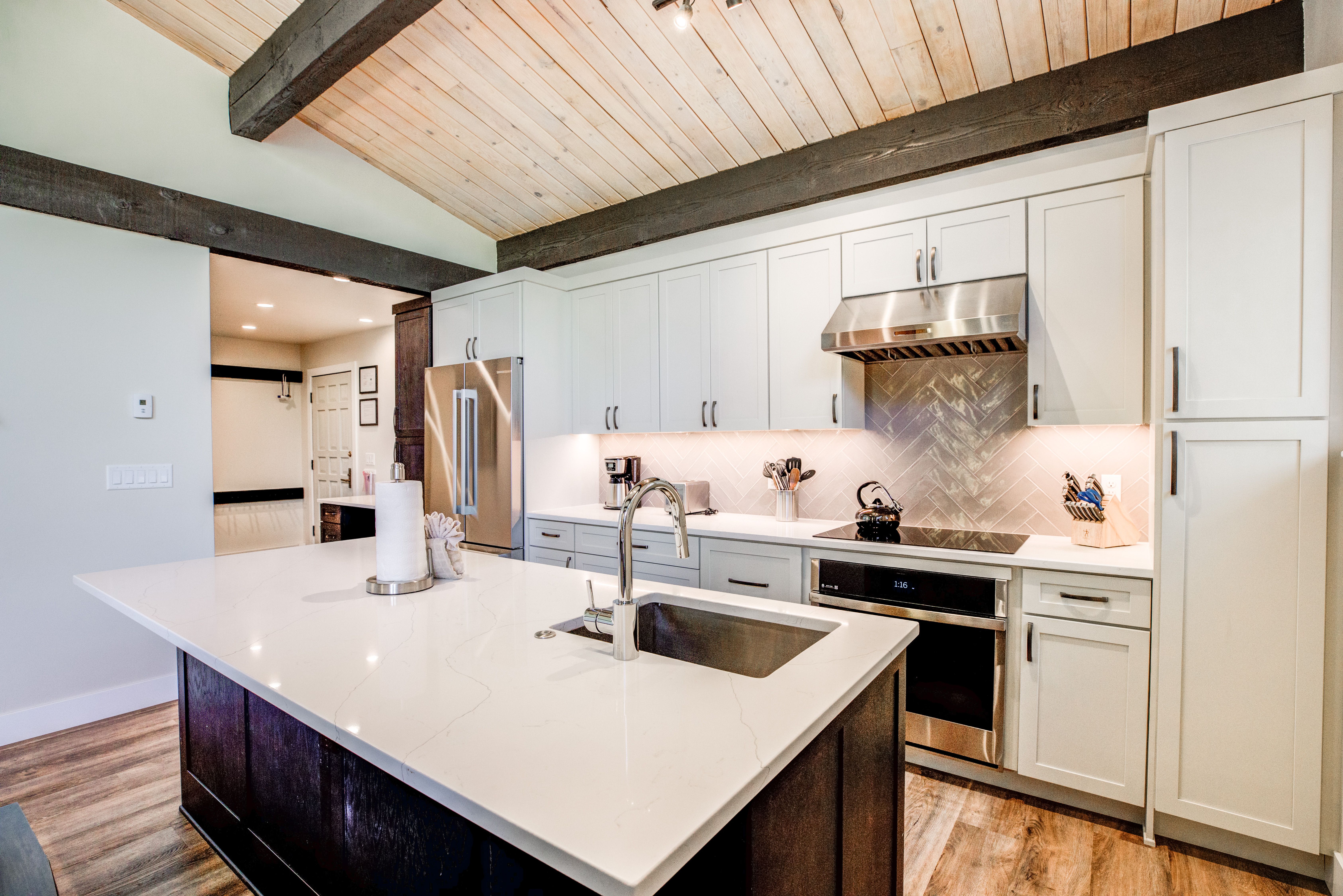 Tamarisk Telemark Condo Great Location, Remodeled Summit Mountain