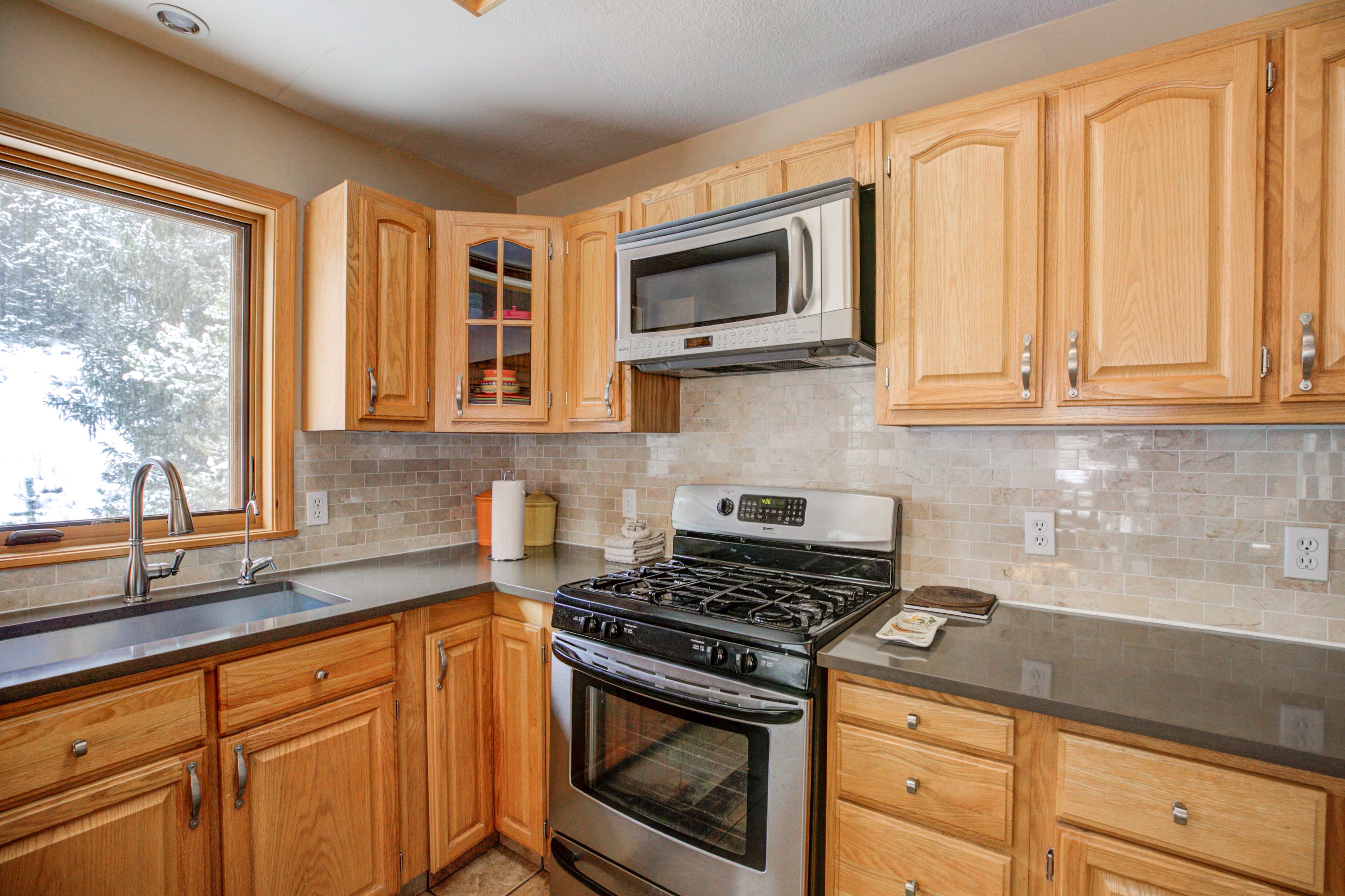 Blue River Escape Home Peaceful, On River Summit Mountain Rentals