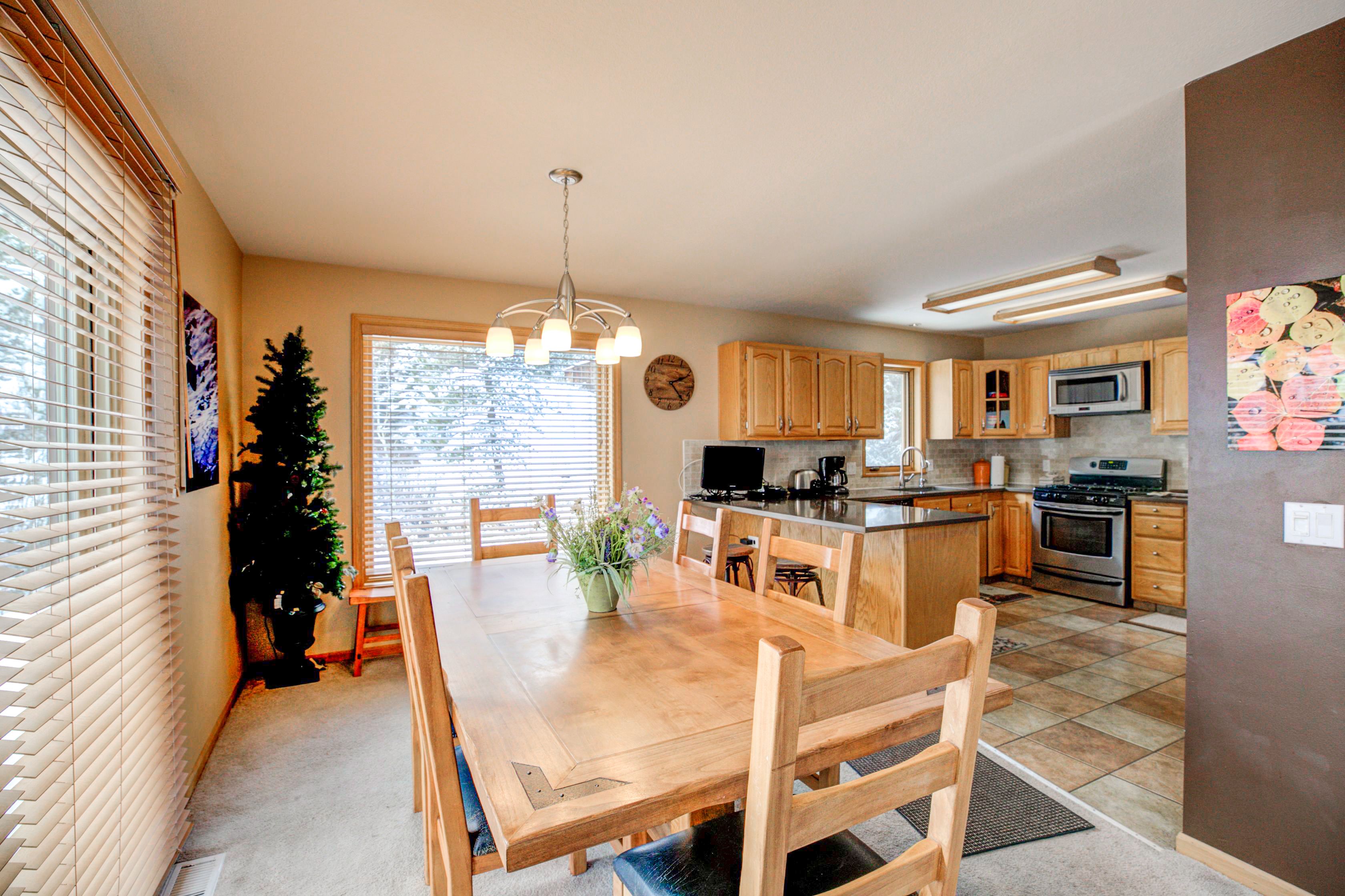 Blue River Escape Home Peaceful, On River Summit Mountain Rentals