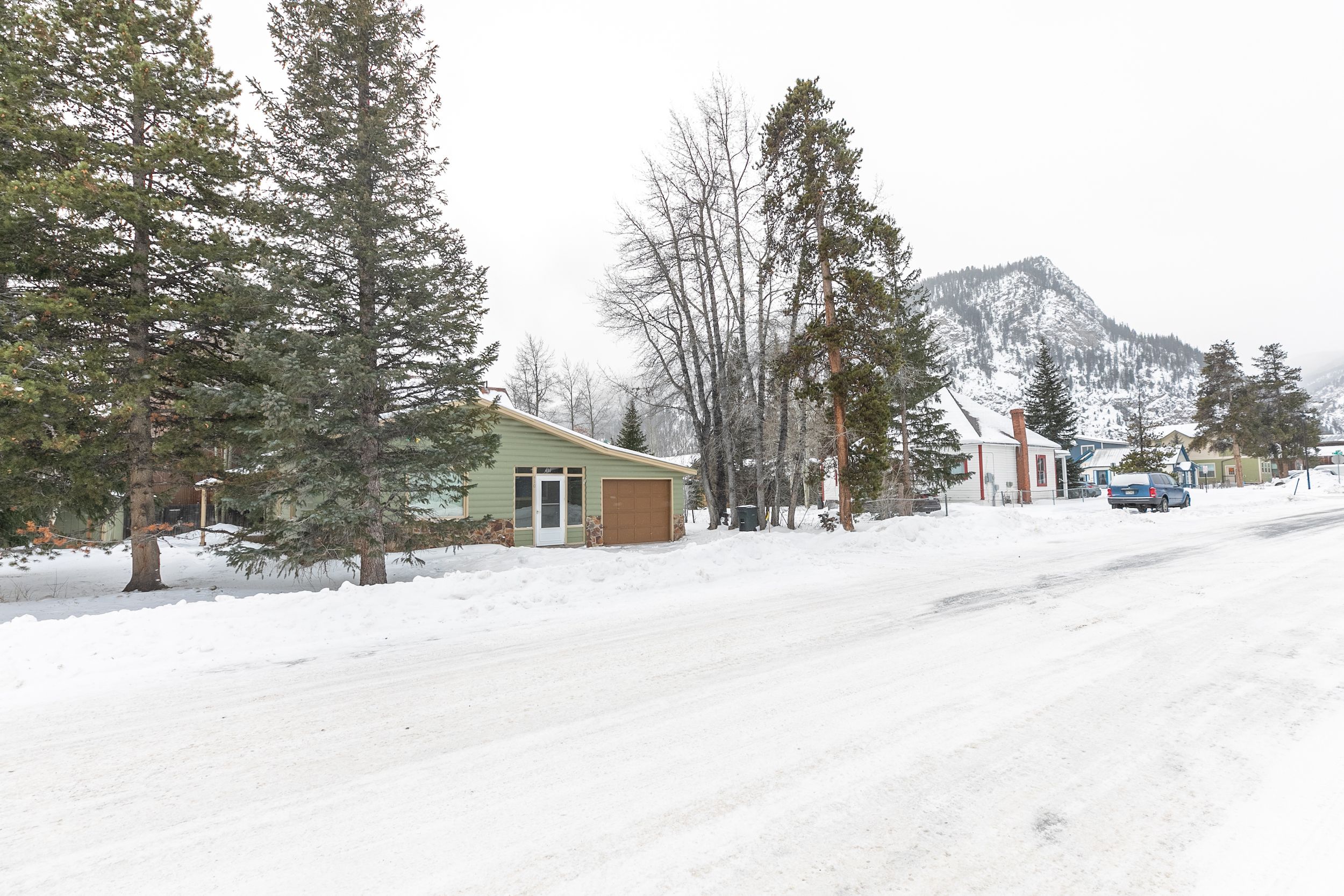 Galena Getaway DogFriendly Frisco Retreat Summit Mountain Rentals