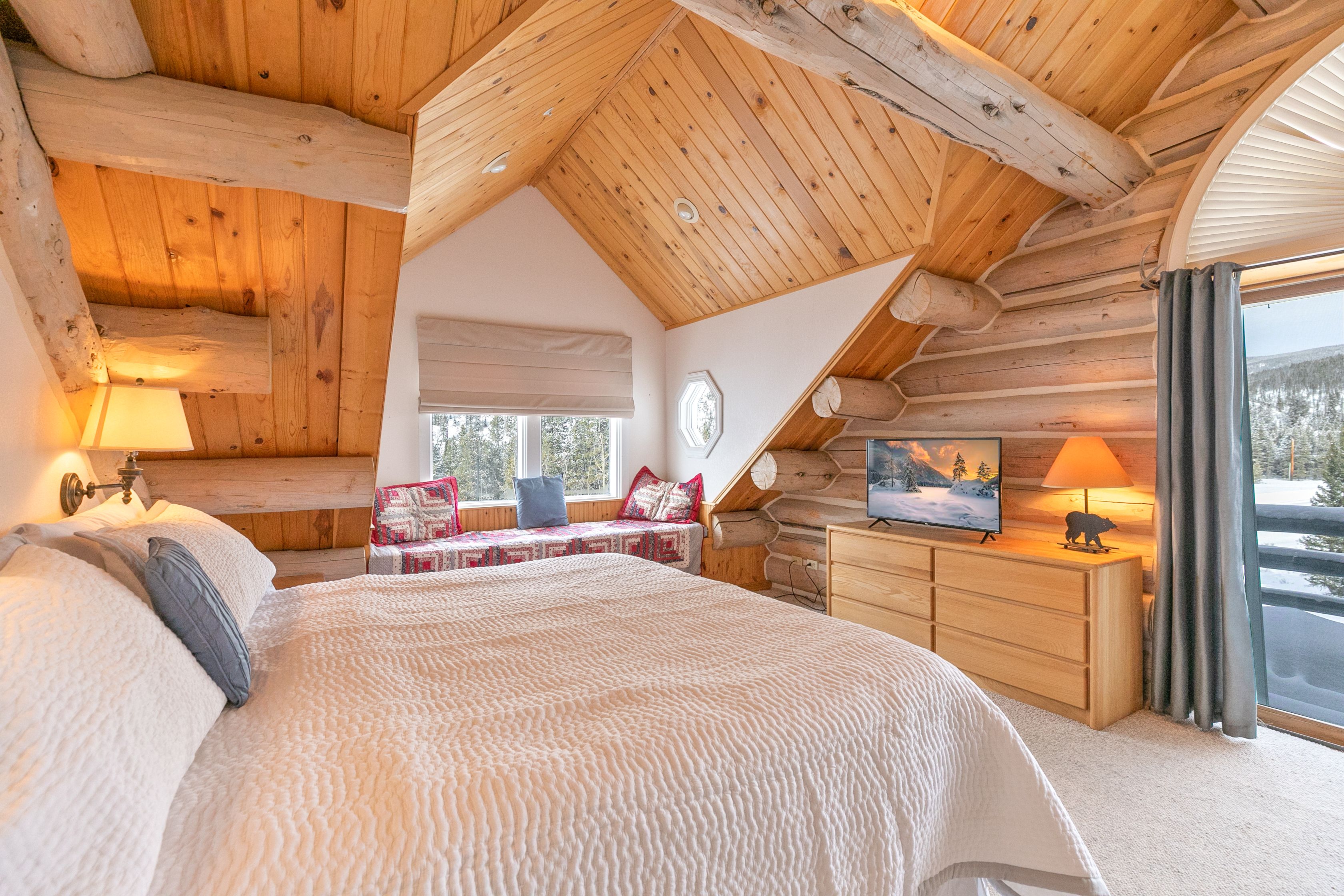 Swan Valley Estate Classic Log Home Summit Mountain Rentals