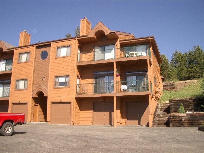 Lake Forest Penthouse Summit Mountain Rentals