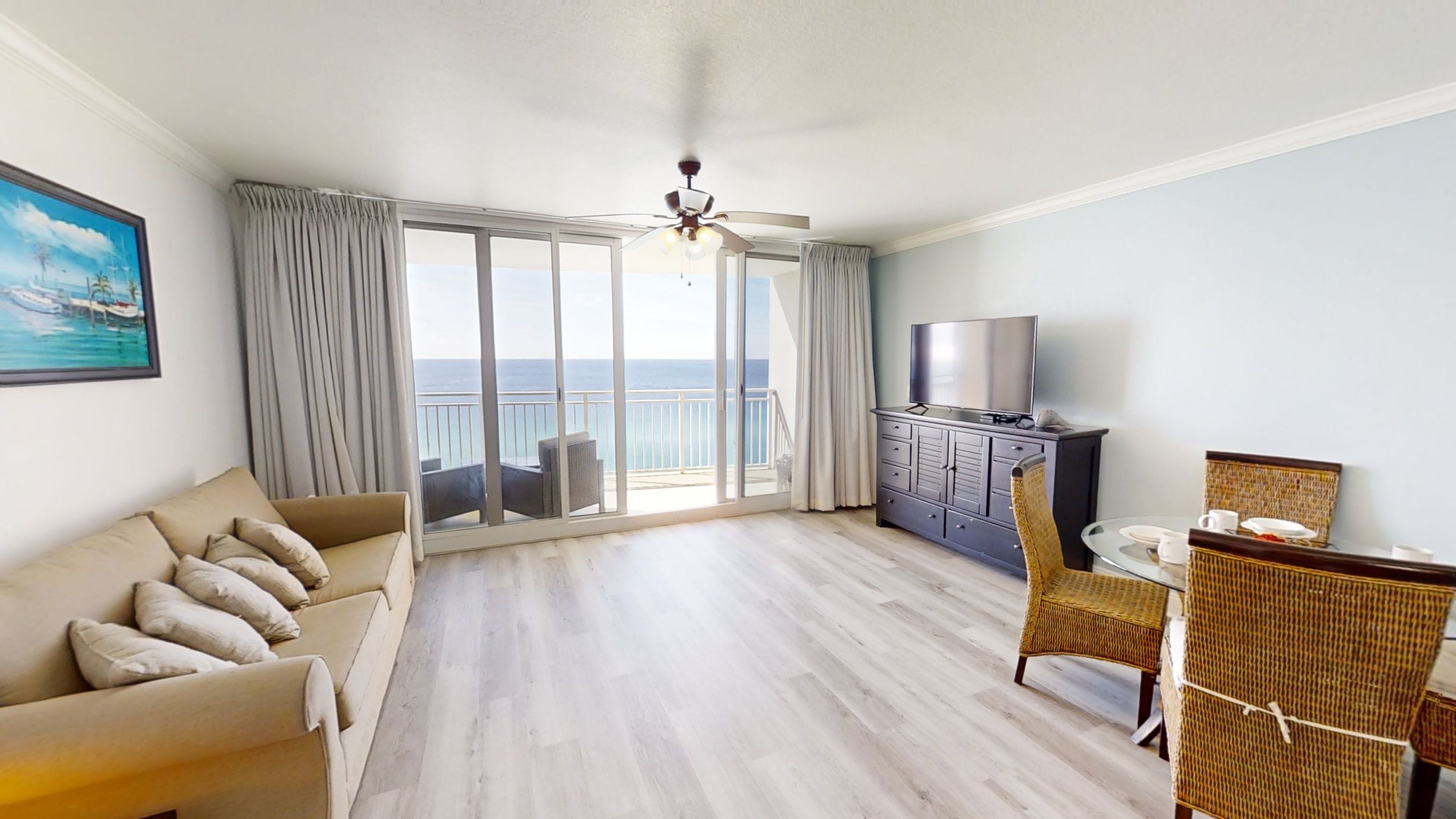 Emerald Beach 1535 | Four Star Condo Services