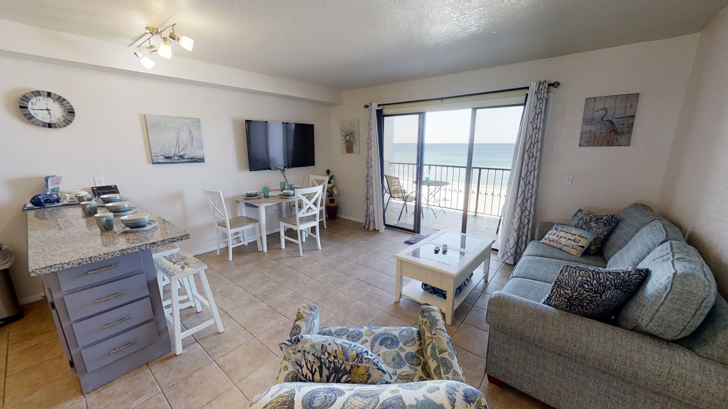 Summit 715 Four Star Condo Services