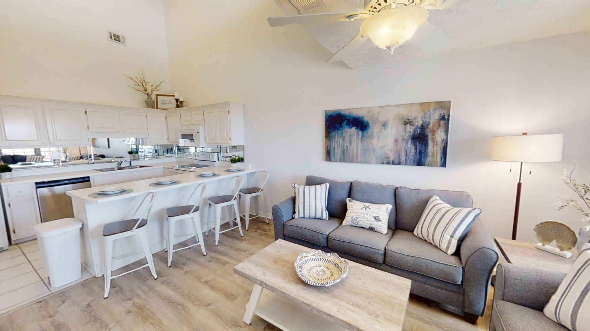 Horizon 302 Bldg 56 | Four Star Condo Services