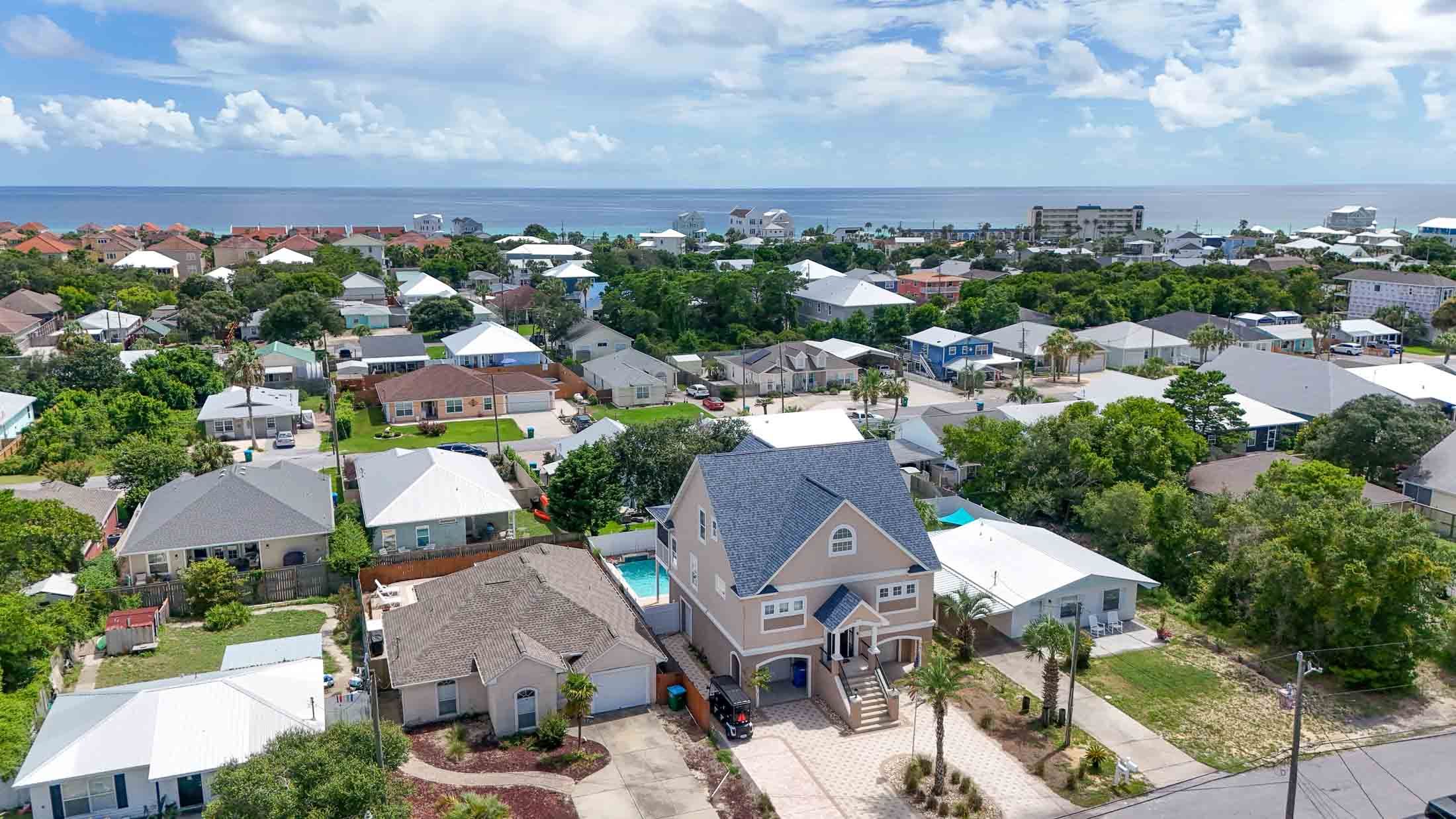 Pompano 21709 | Four Star Condo Services