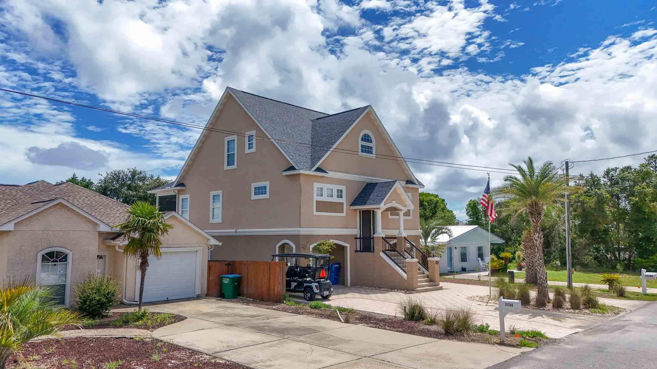 Pompano 21709 | Four Star Condo Services