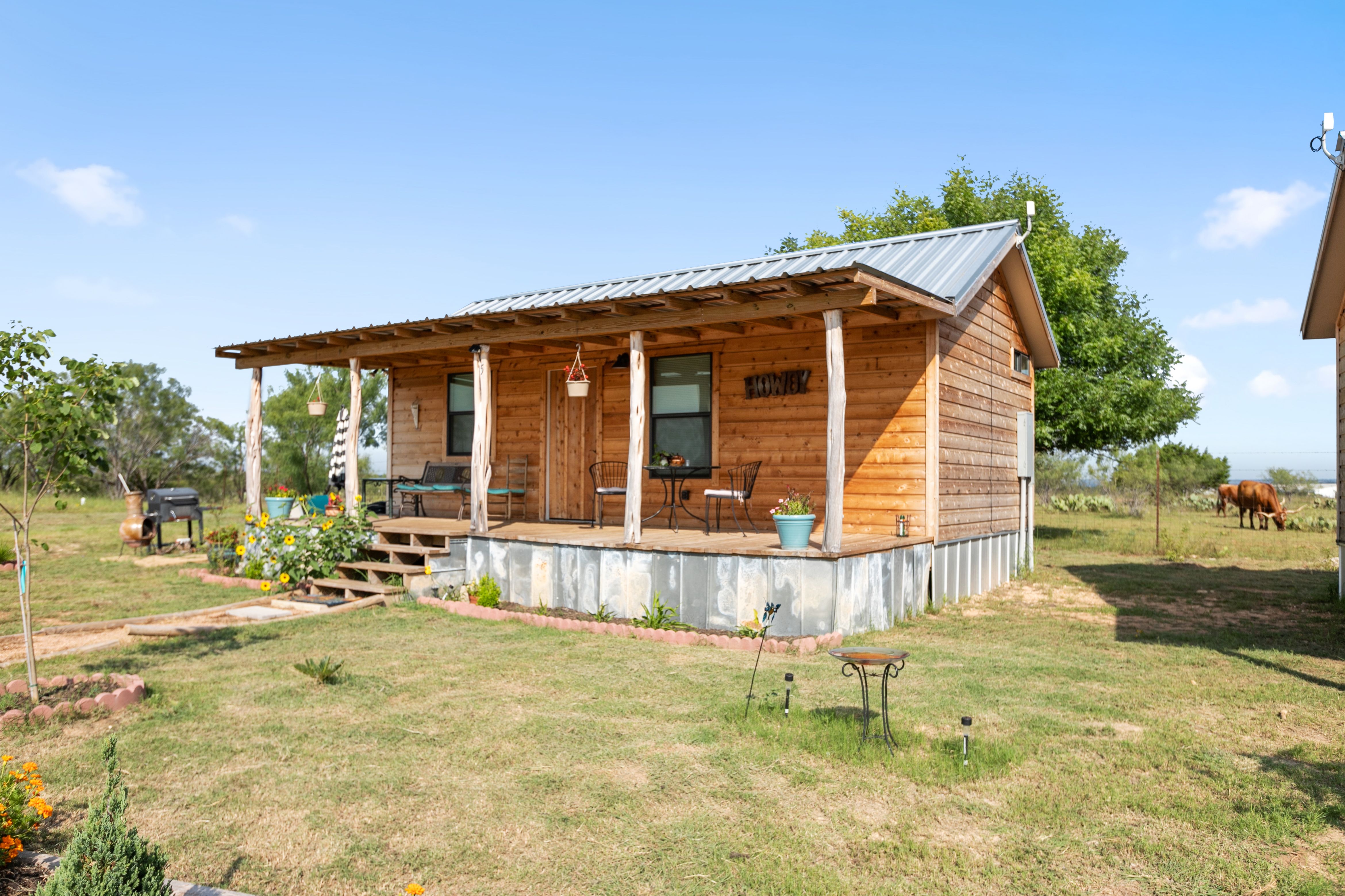 HR Cabin 5 The Indian Cabin (pet friendly) Fredericksburg Escapes