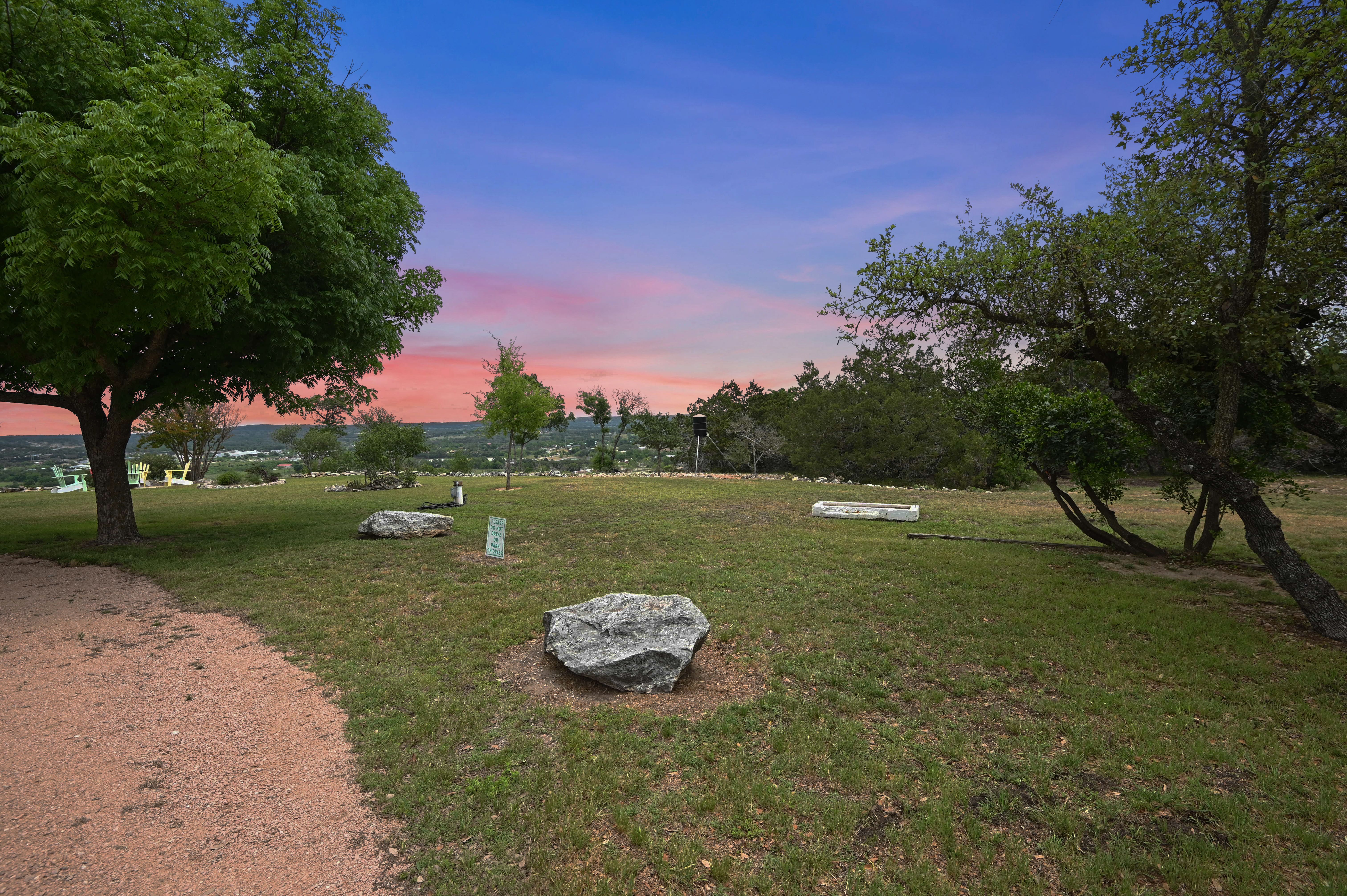 Hill Top Cottage Dog Friendly Fredericksburg Escapes