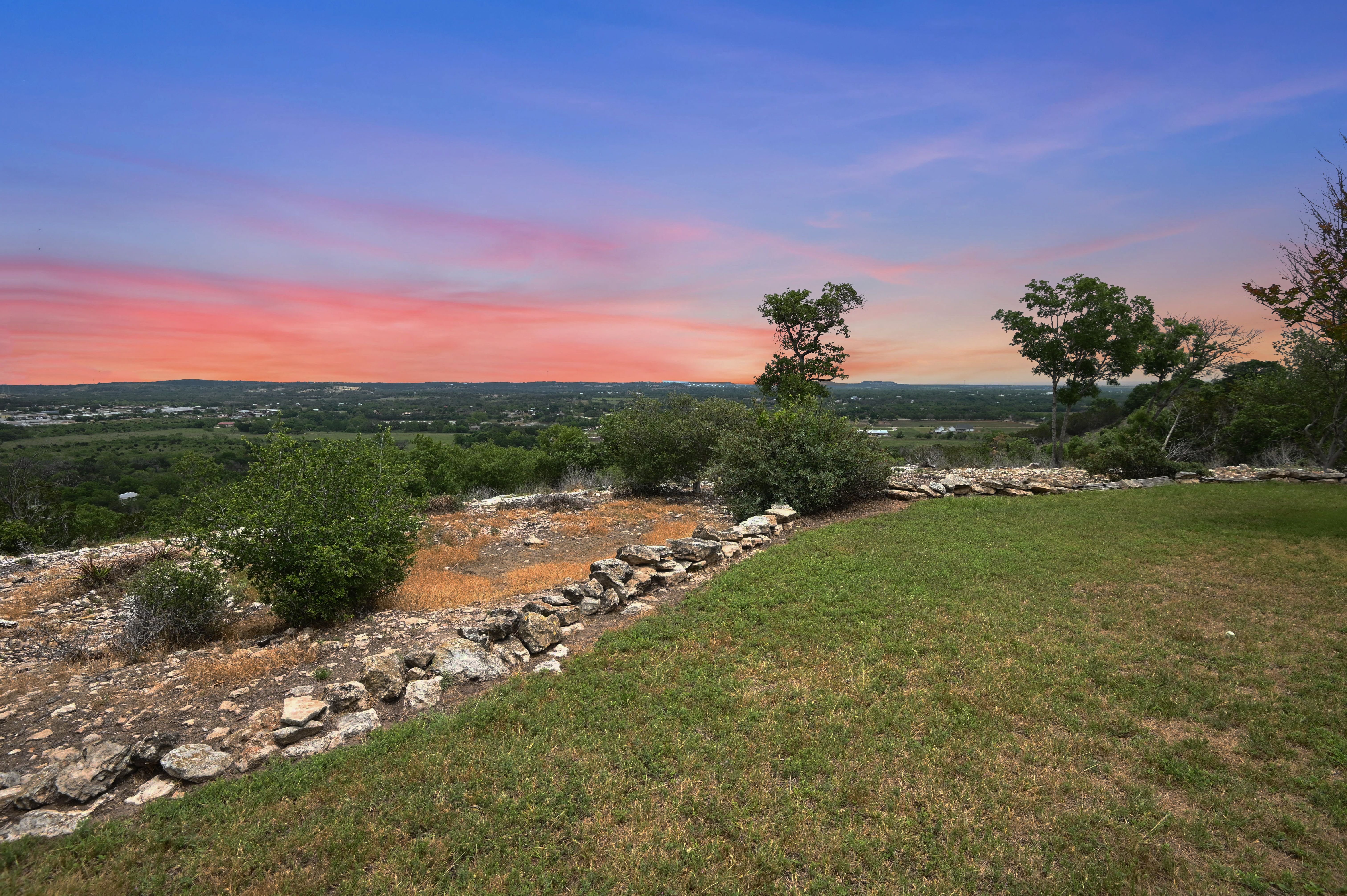 Hill Top Cottage Dog Friendly Fredericksburg Escapes