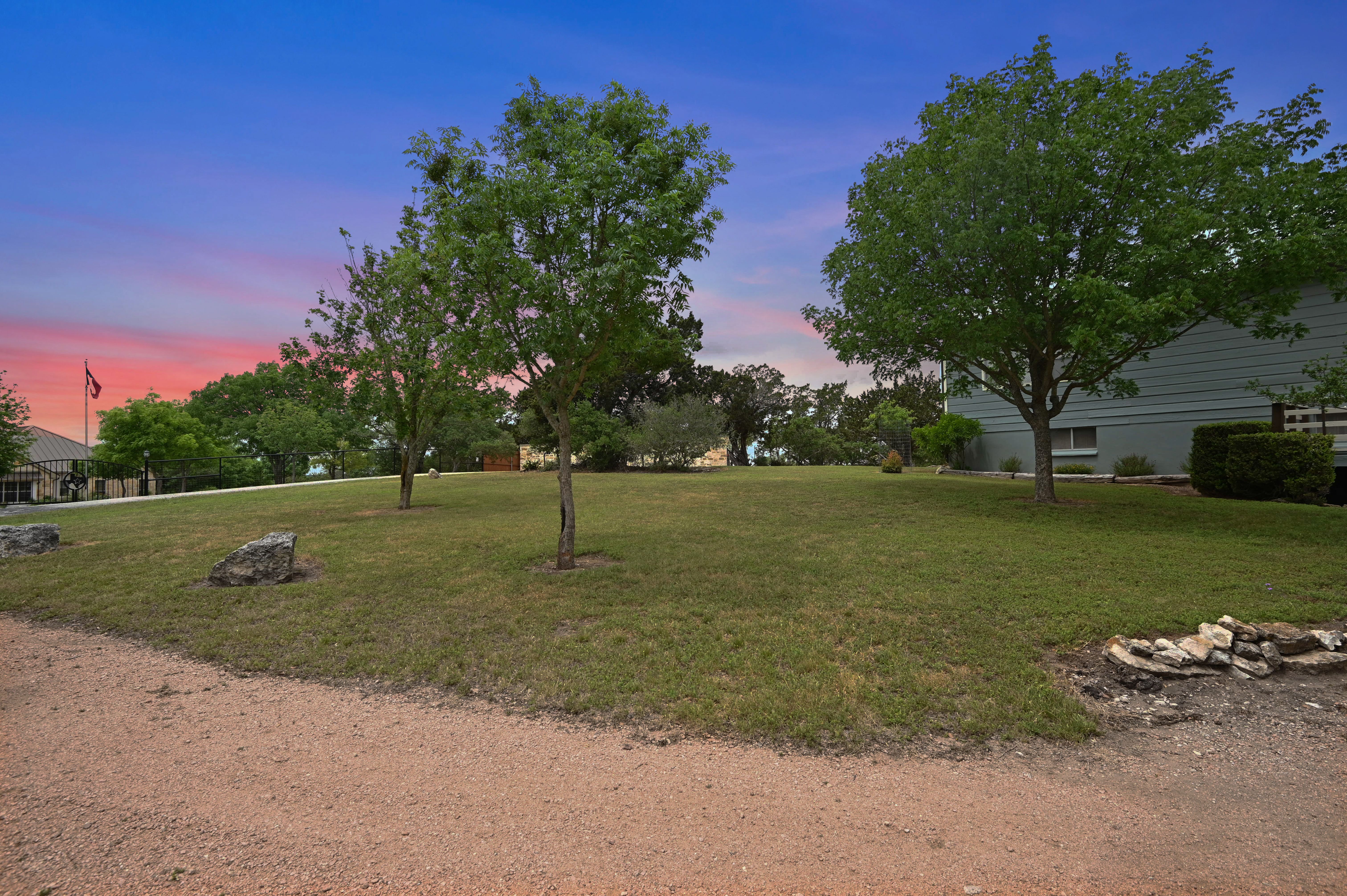 Hill Top Cottage Dog Friendly Fredericksburg Escapes