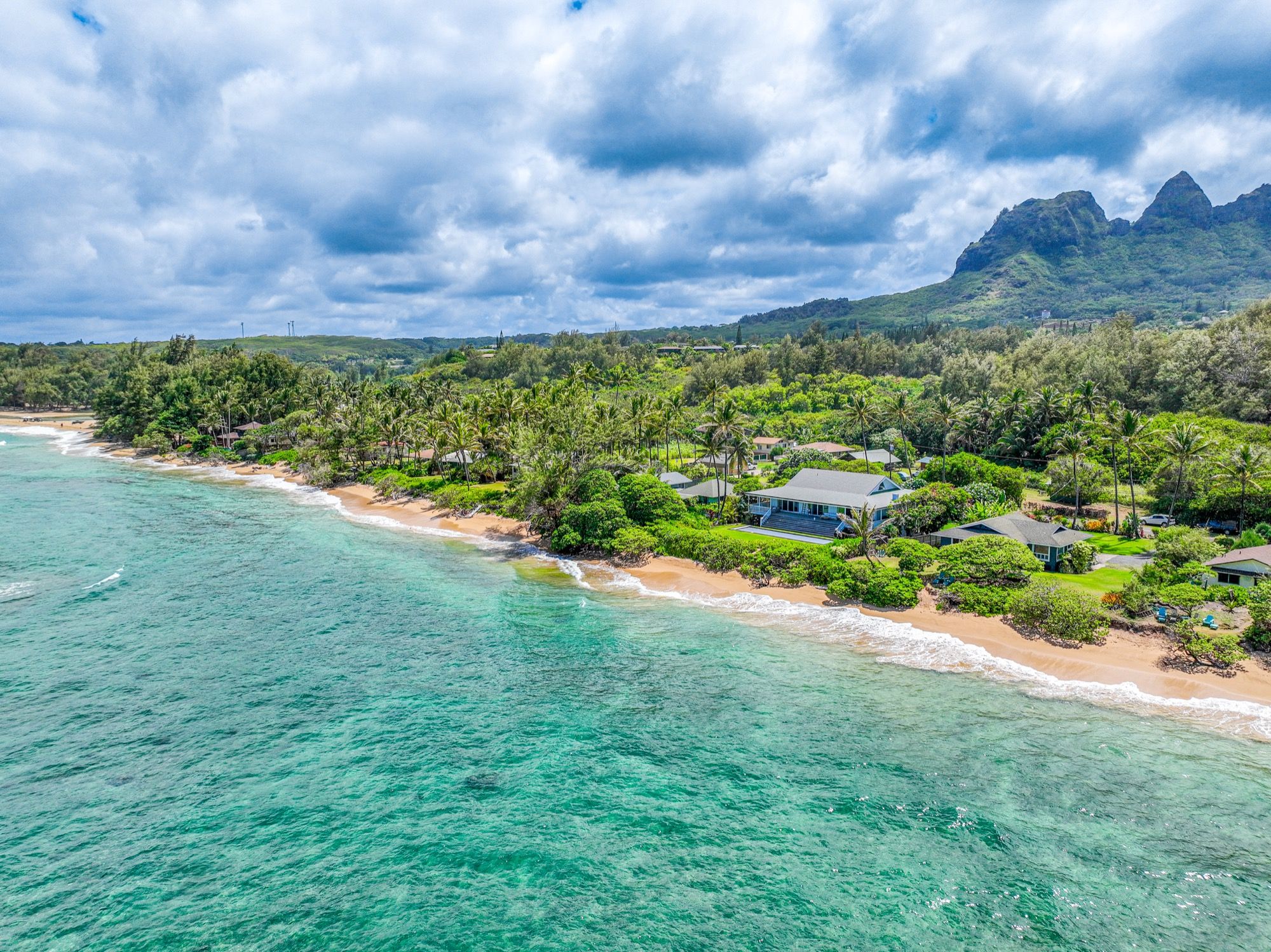 Hale Makai, Beach Front Home, Steps to Beach, TVNC# 5065 | Garden