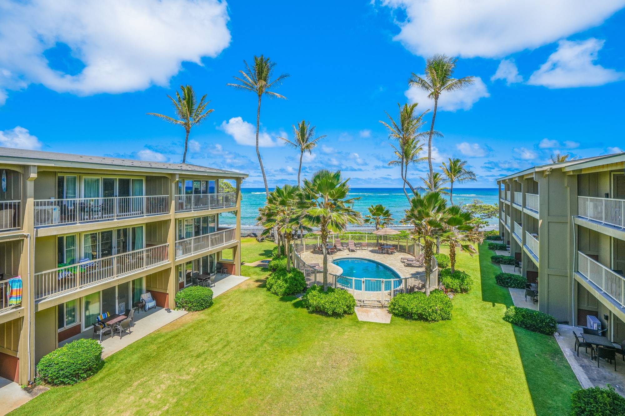 Kauai Kailani #308, Oceanfront, AC, 3rd/Top Floor | Garden Island ...