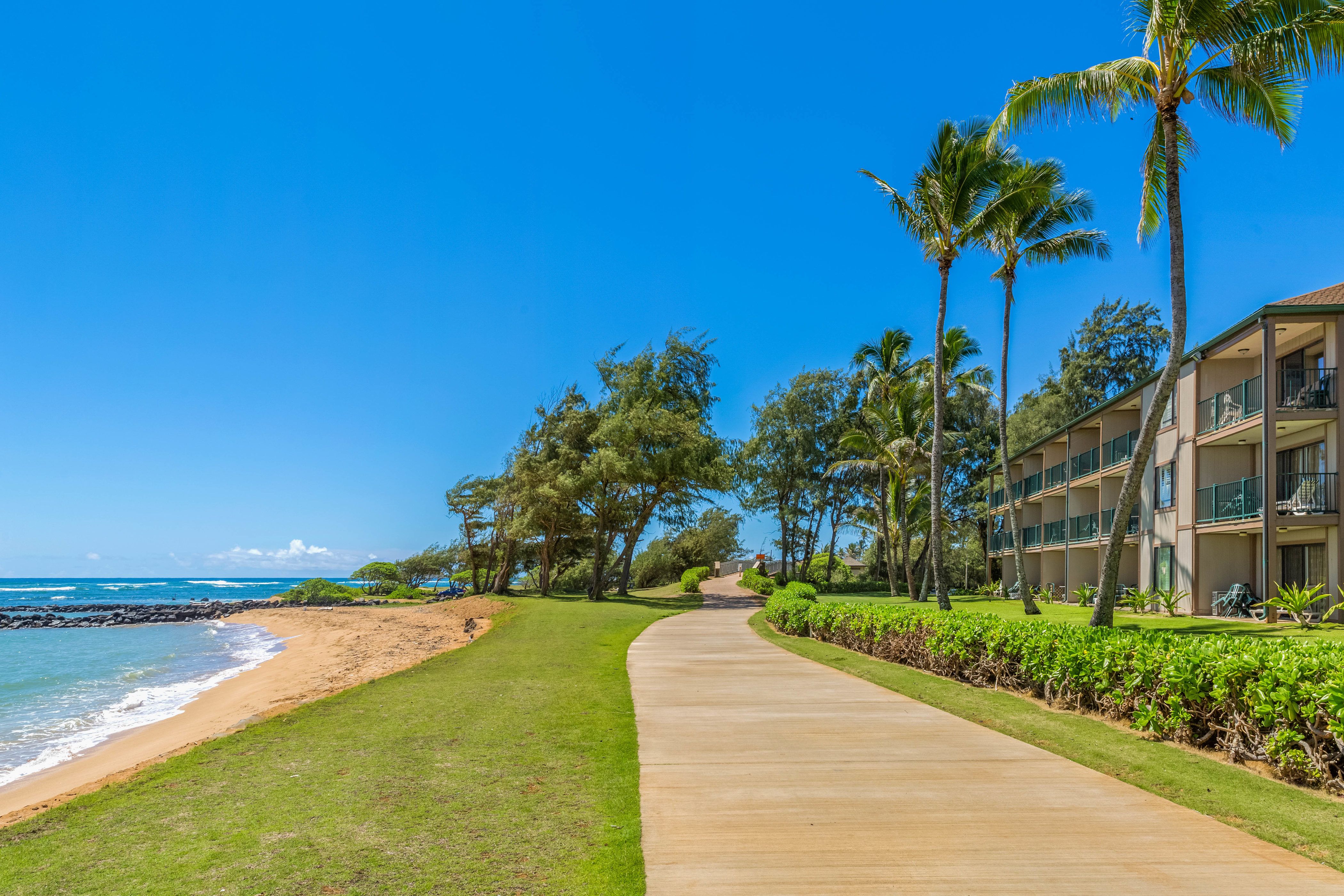Pono Kai Resort B109, Oceanfront, Ground Floor Garden Island