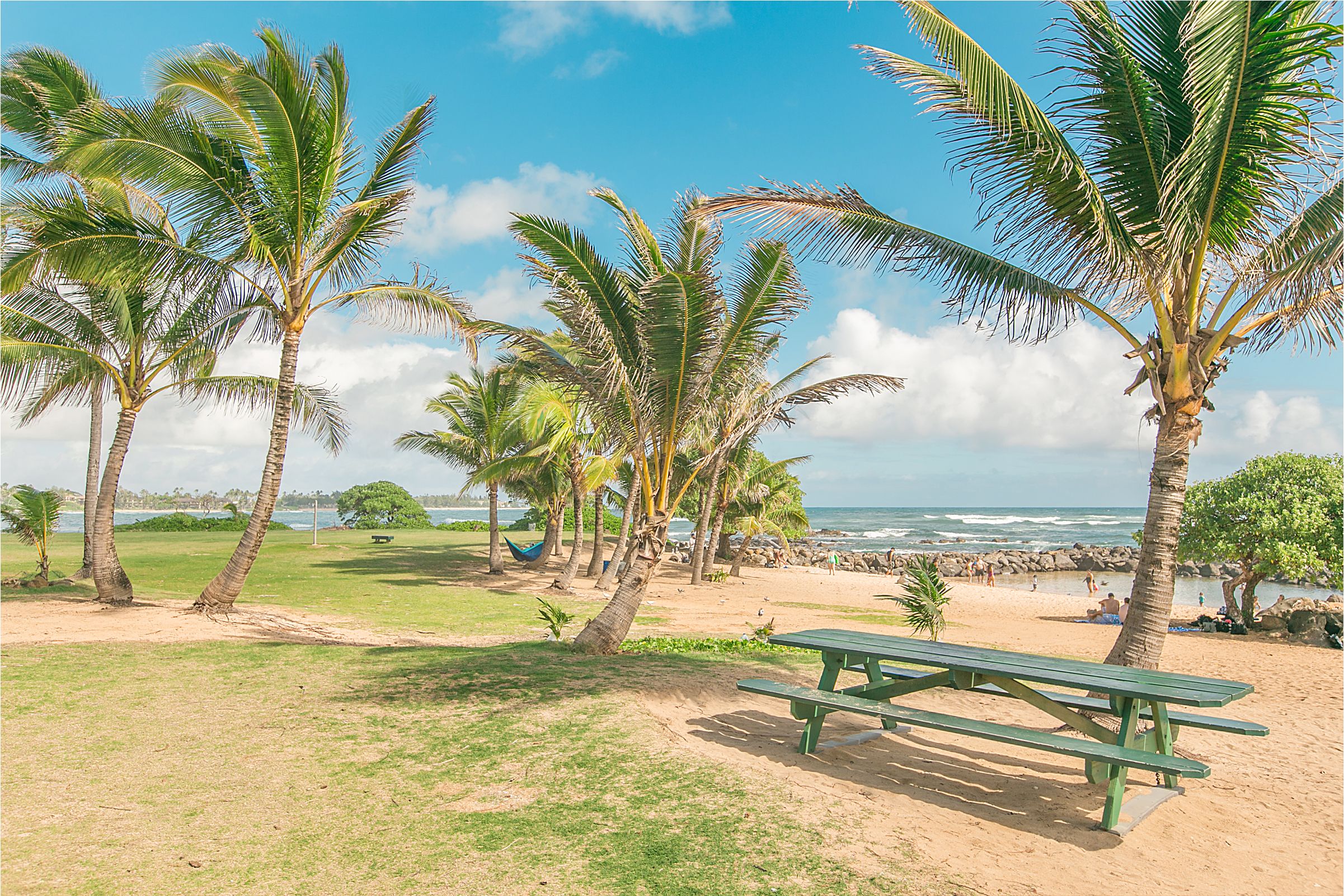 Kaha Lani Resort 325, Oceanfront, 3rd Floor Garden Island Properties